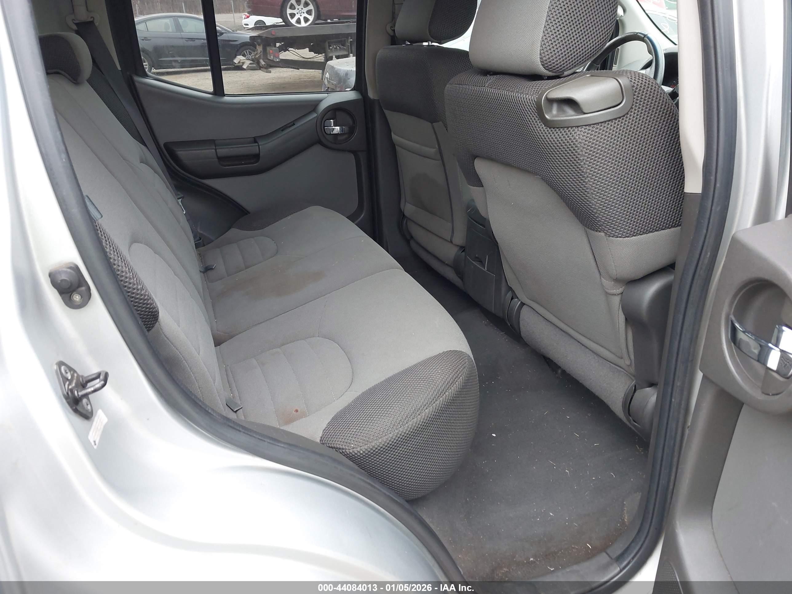 NISSAN XTERRA image 8