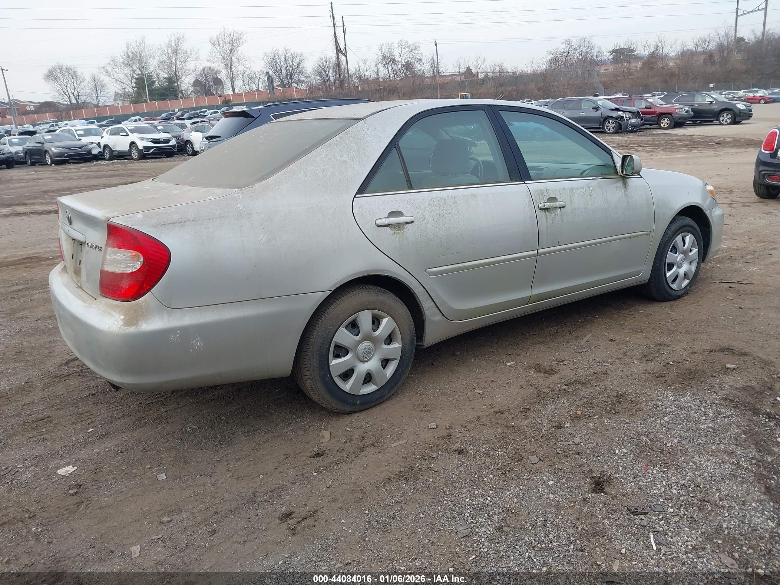 TOYOTA CAMRY image 4