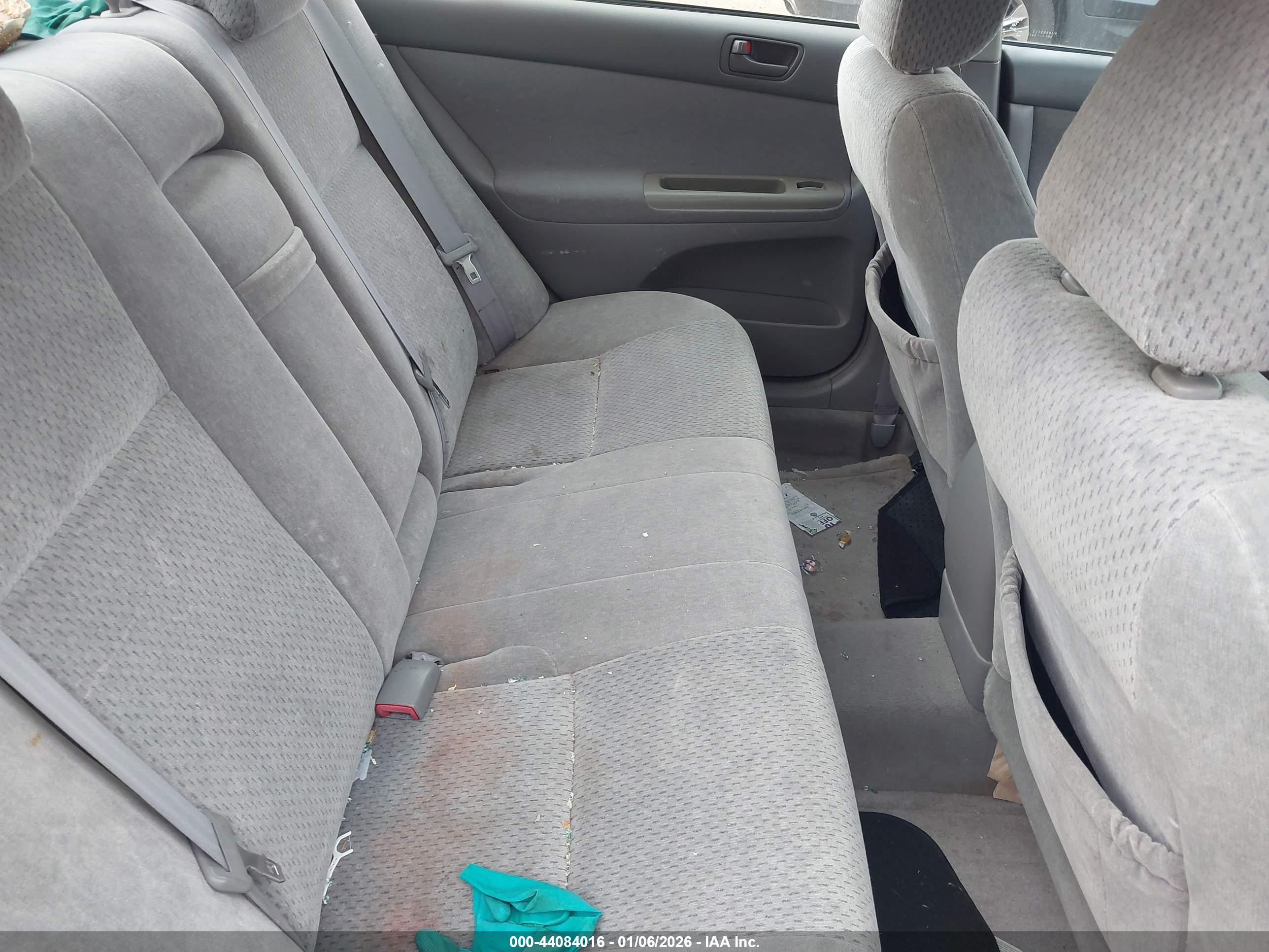 TOYOTA CAMRY image 8