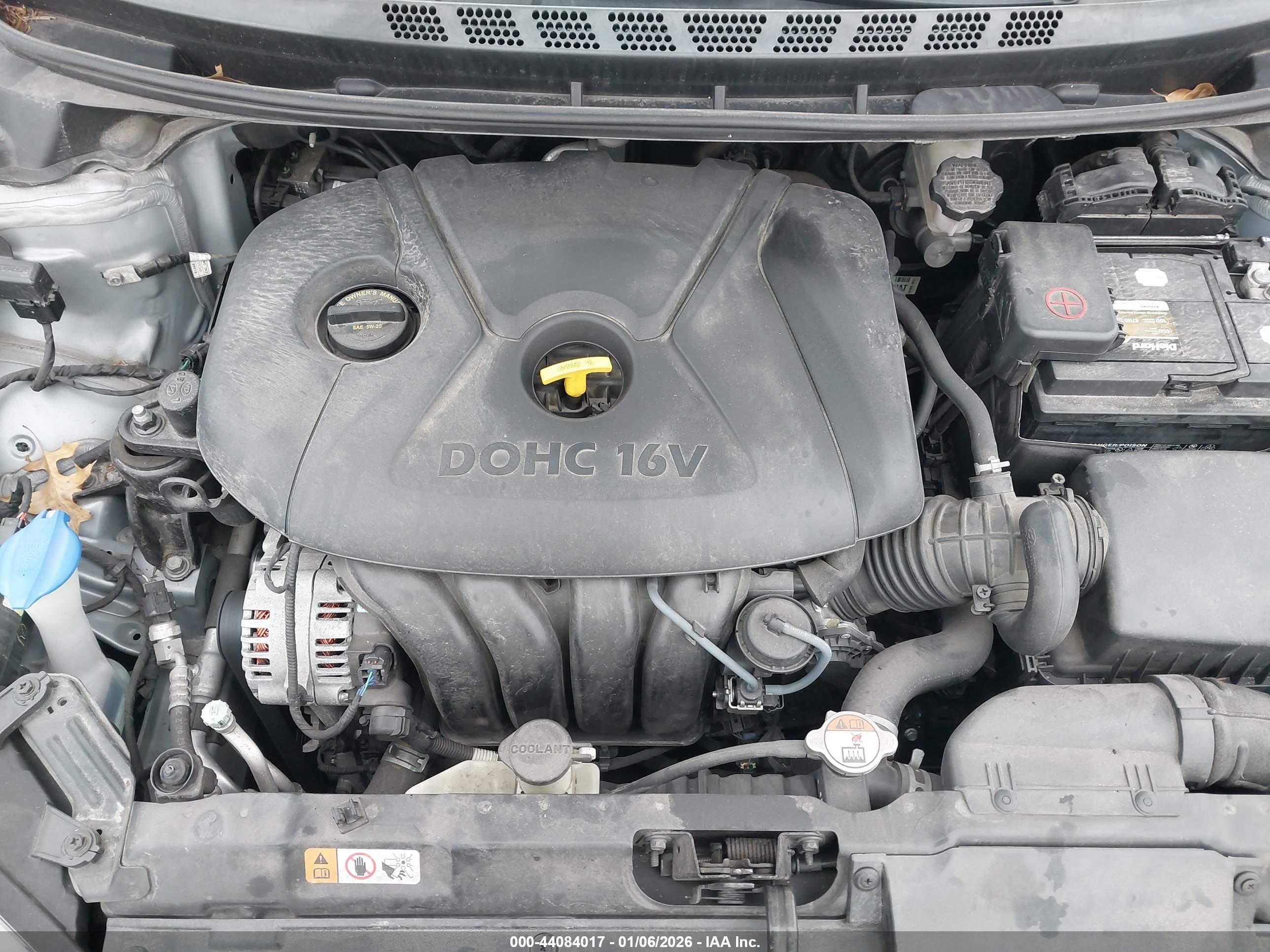 HYUNDAI ELANTRA image 10