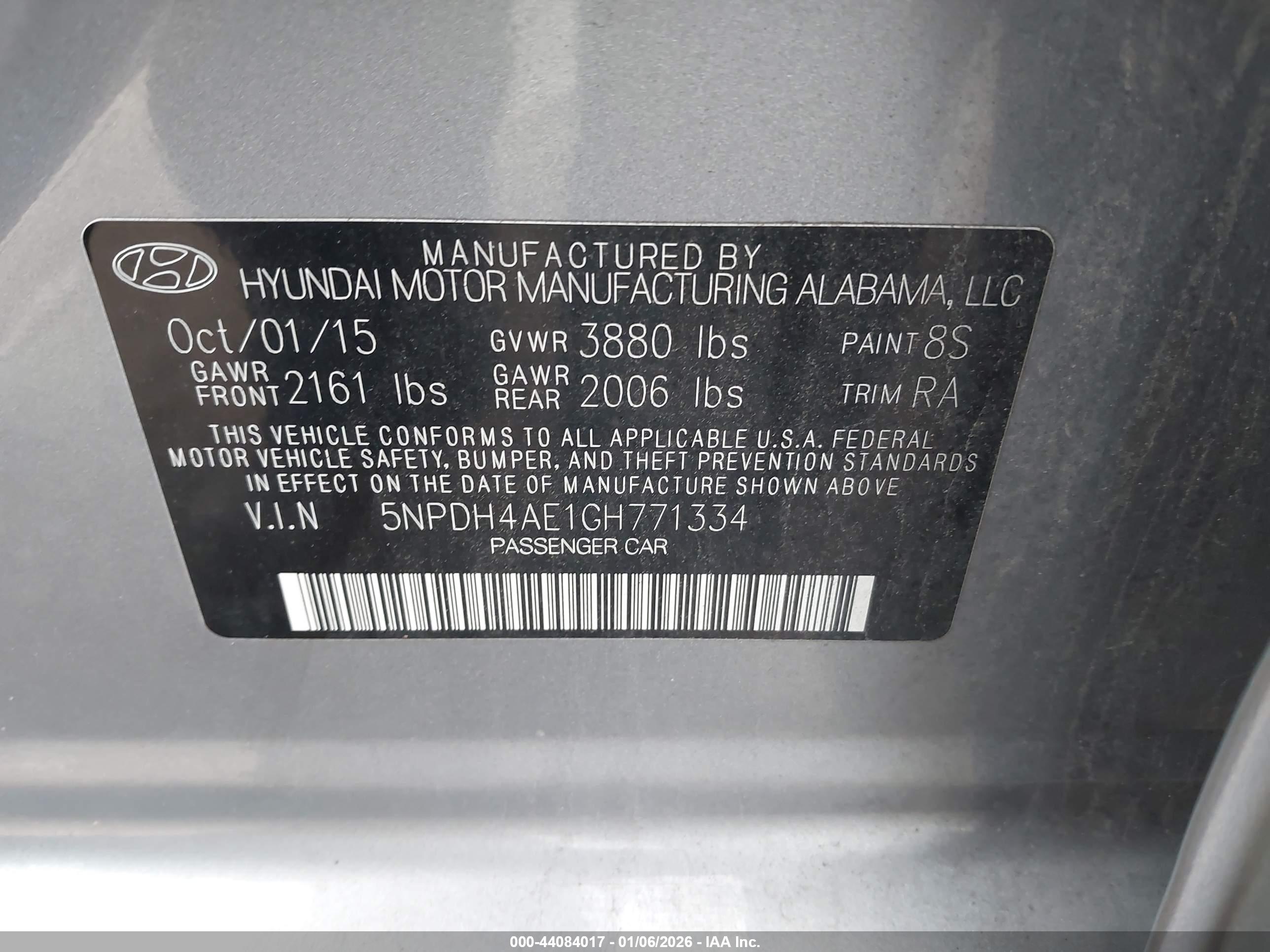HYUNDAI ELANTRA image 9