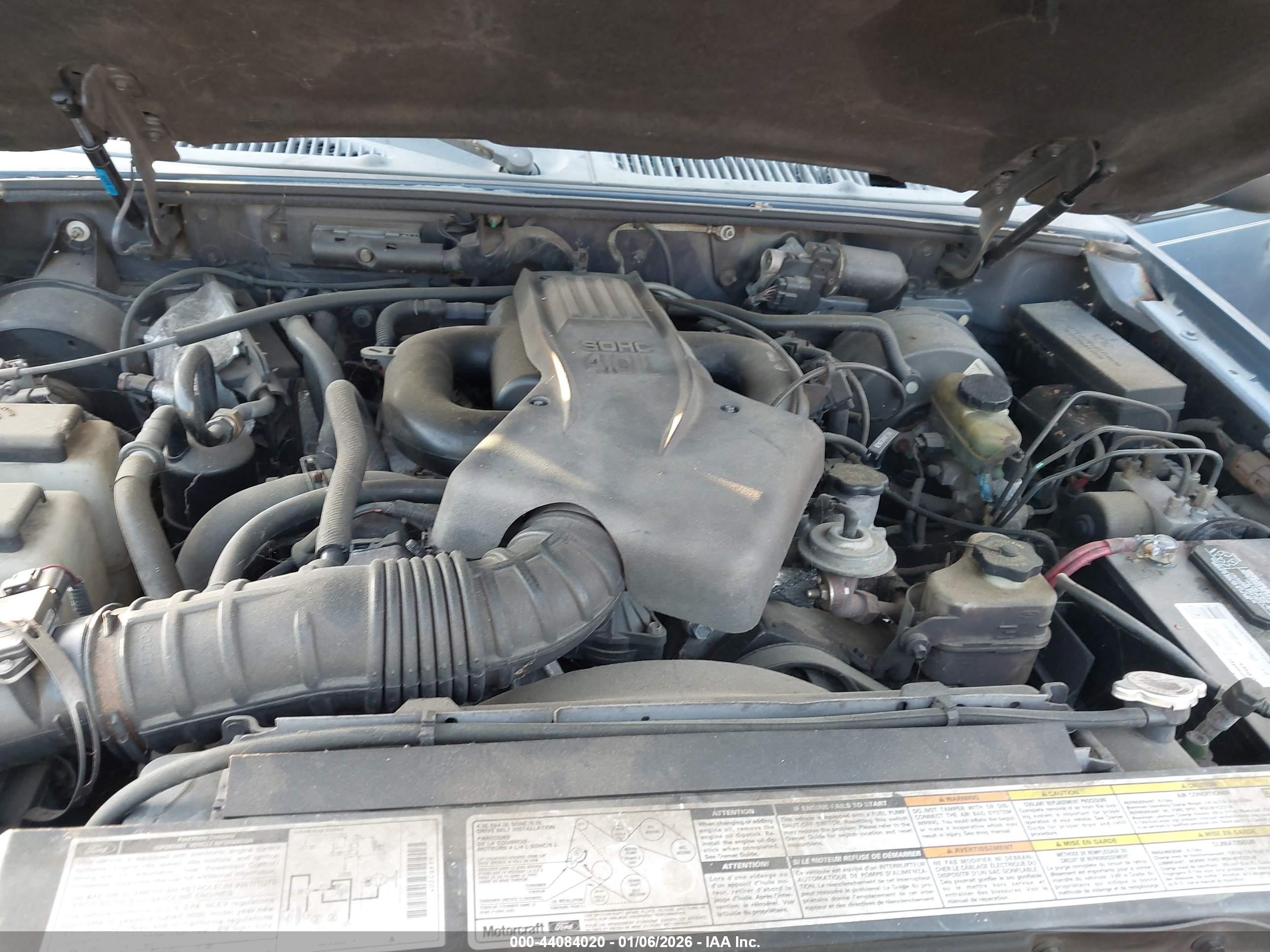 FORD EXPLORER image 10