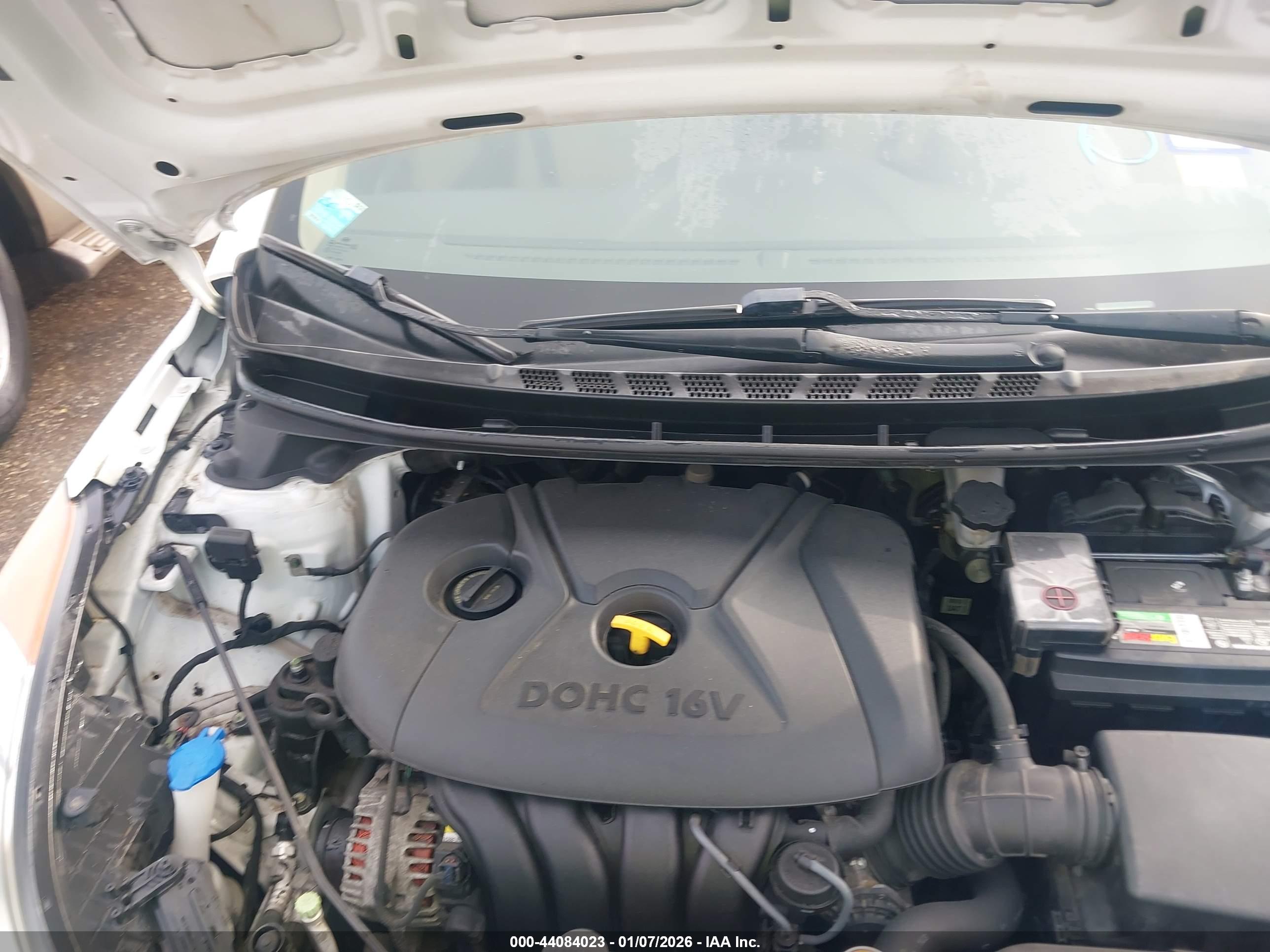 HYUNDAI ELANTRA image 10