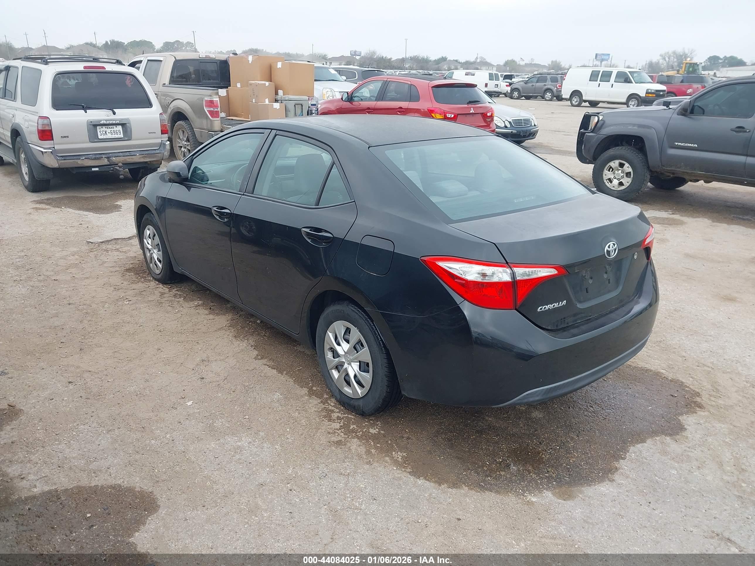 TOYOTA COROLLA image 3