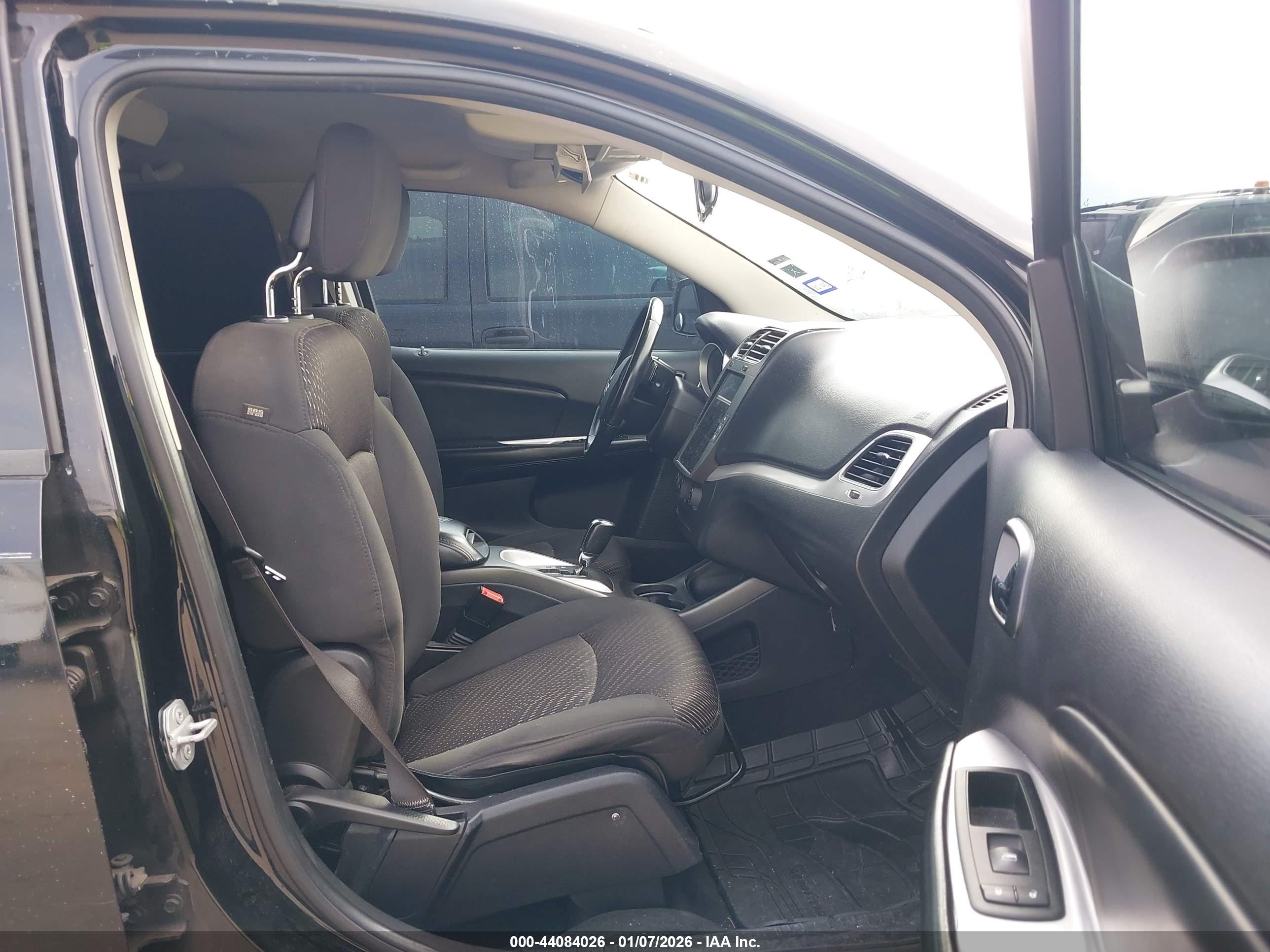 DODGE JOURNEY image 5
