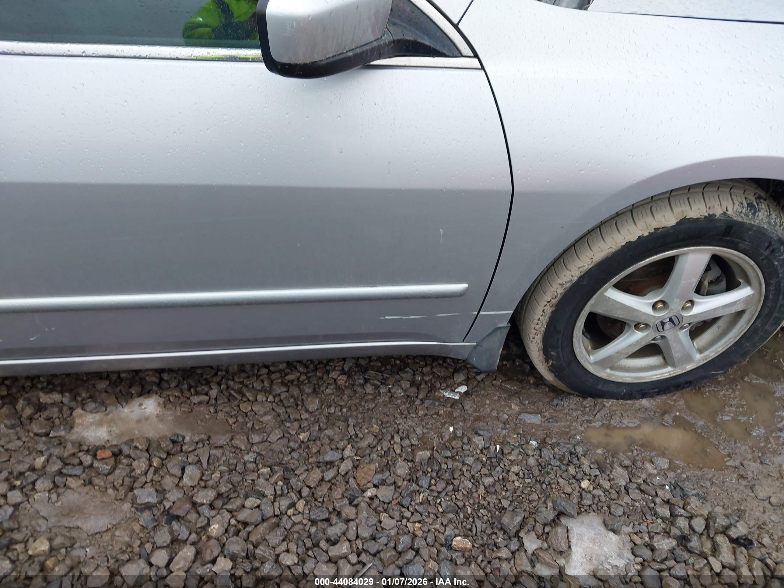 HONDA ACCORD image 6
