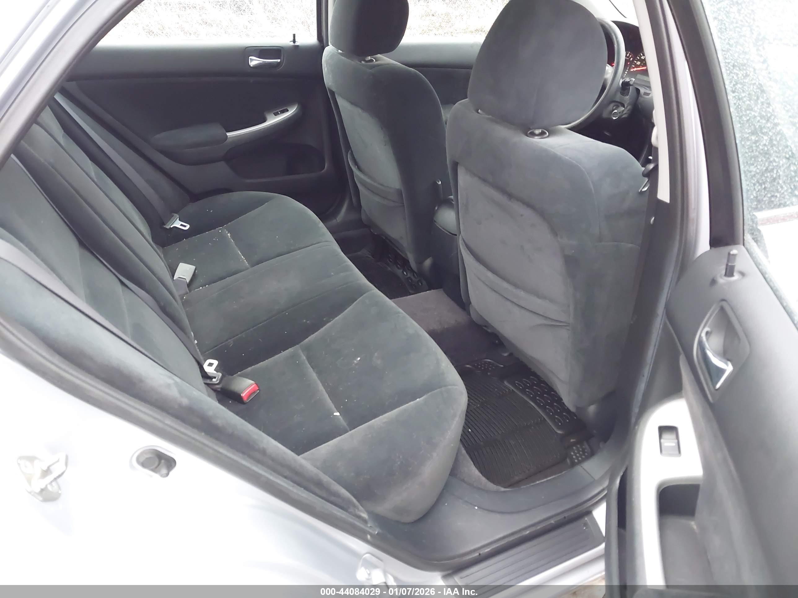 HONDA ACCORD image 8