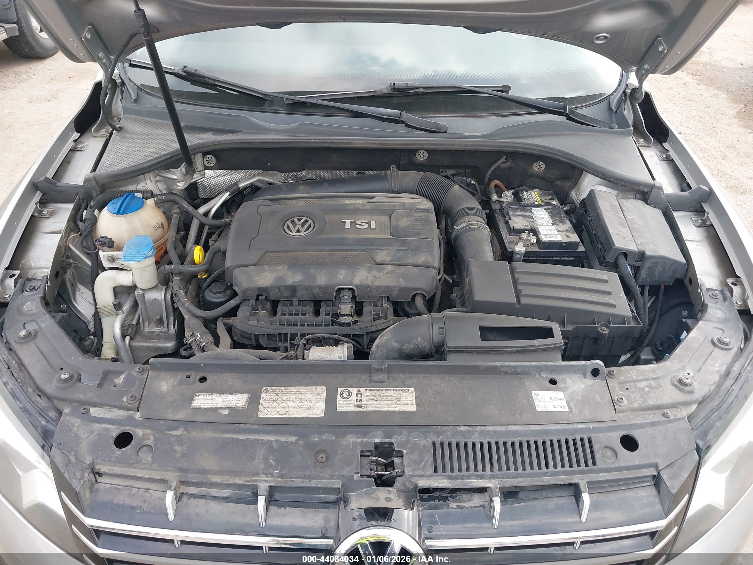VOLKSWAGEN PASSAT image 10