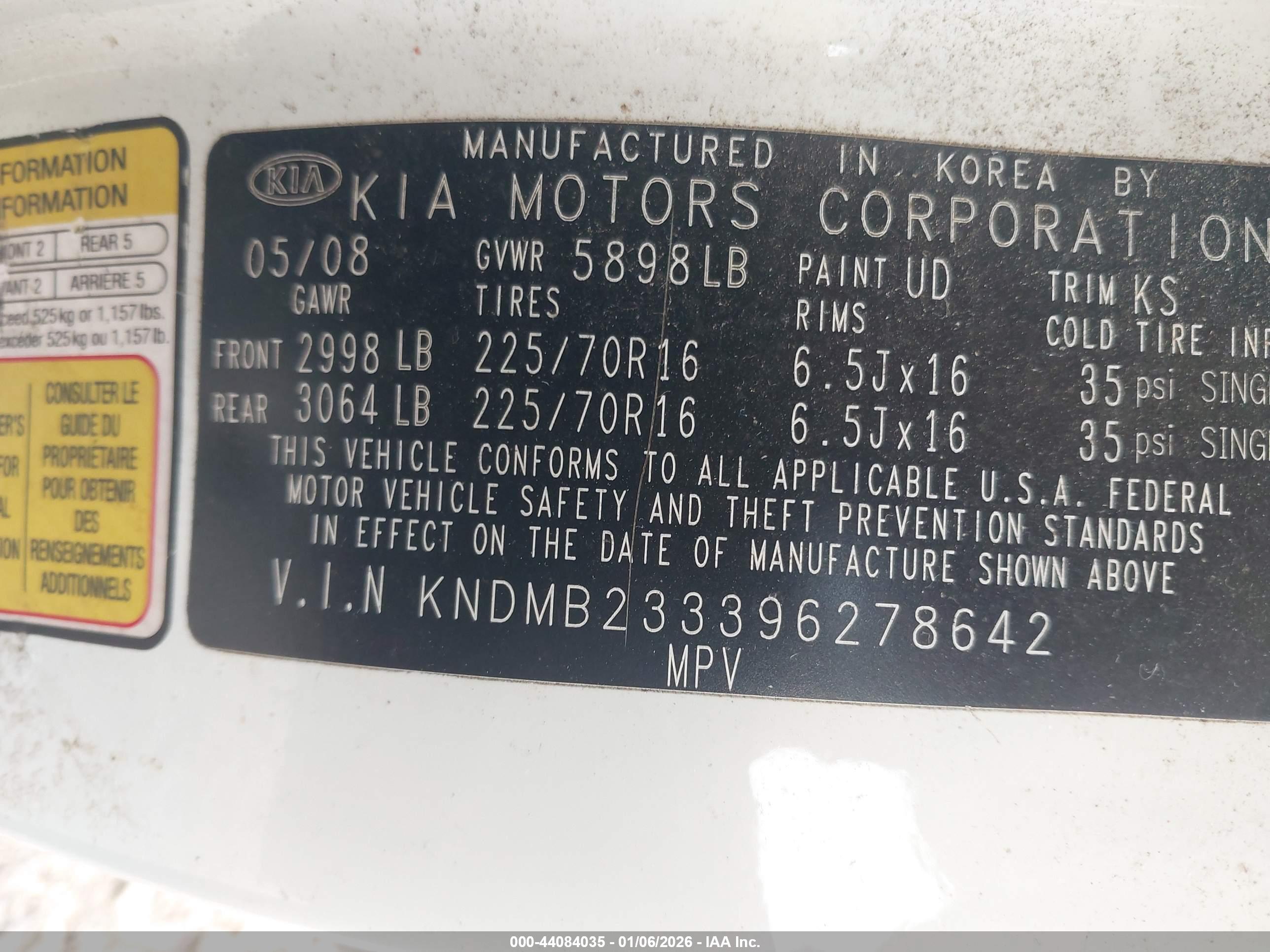 KIA SEDONA image 9
