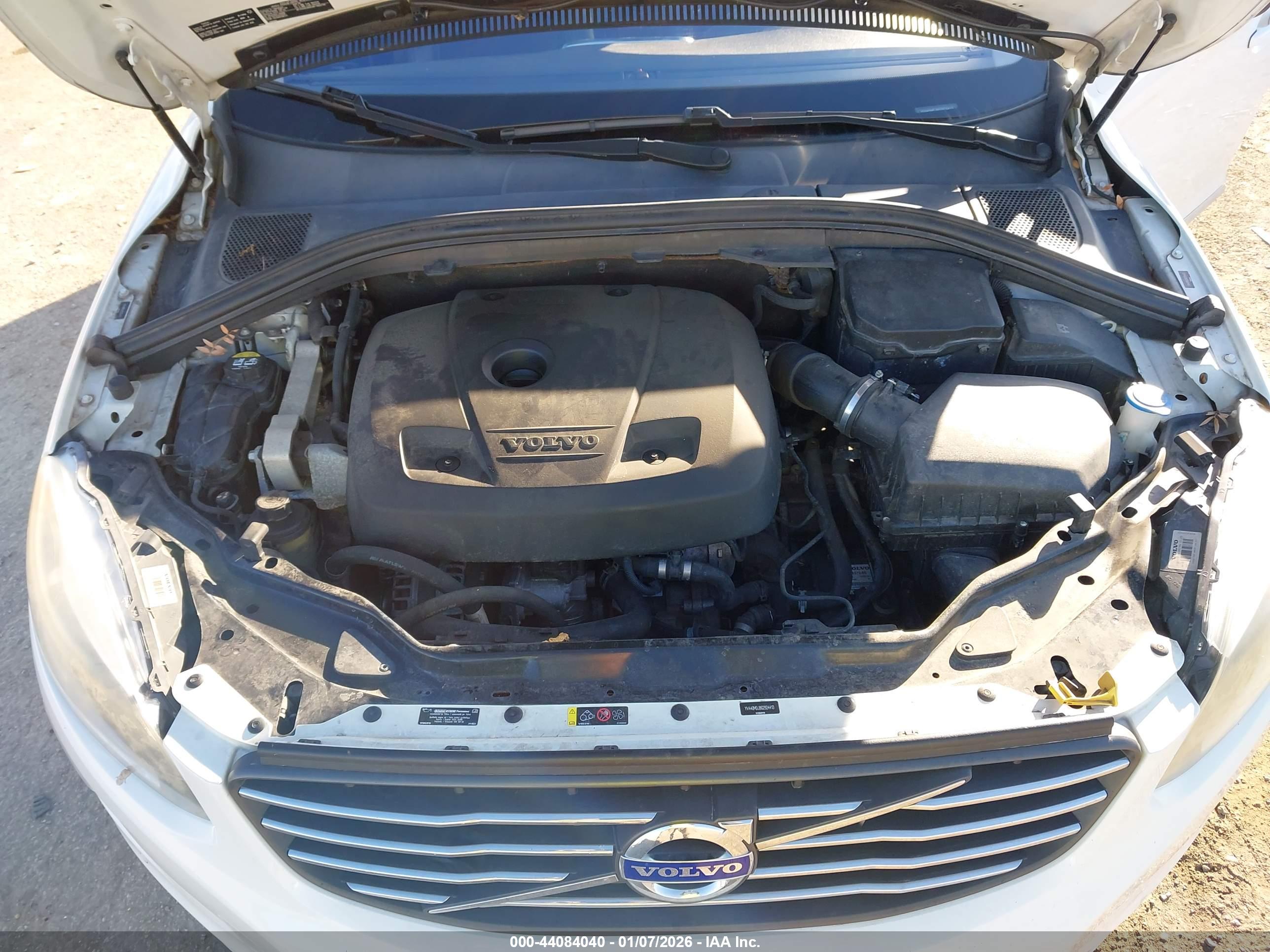 VOLVO XC60 image 10