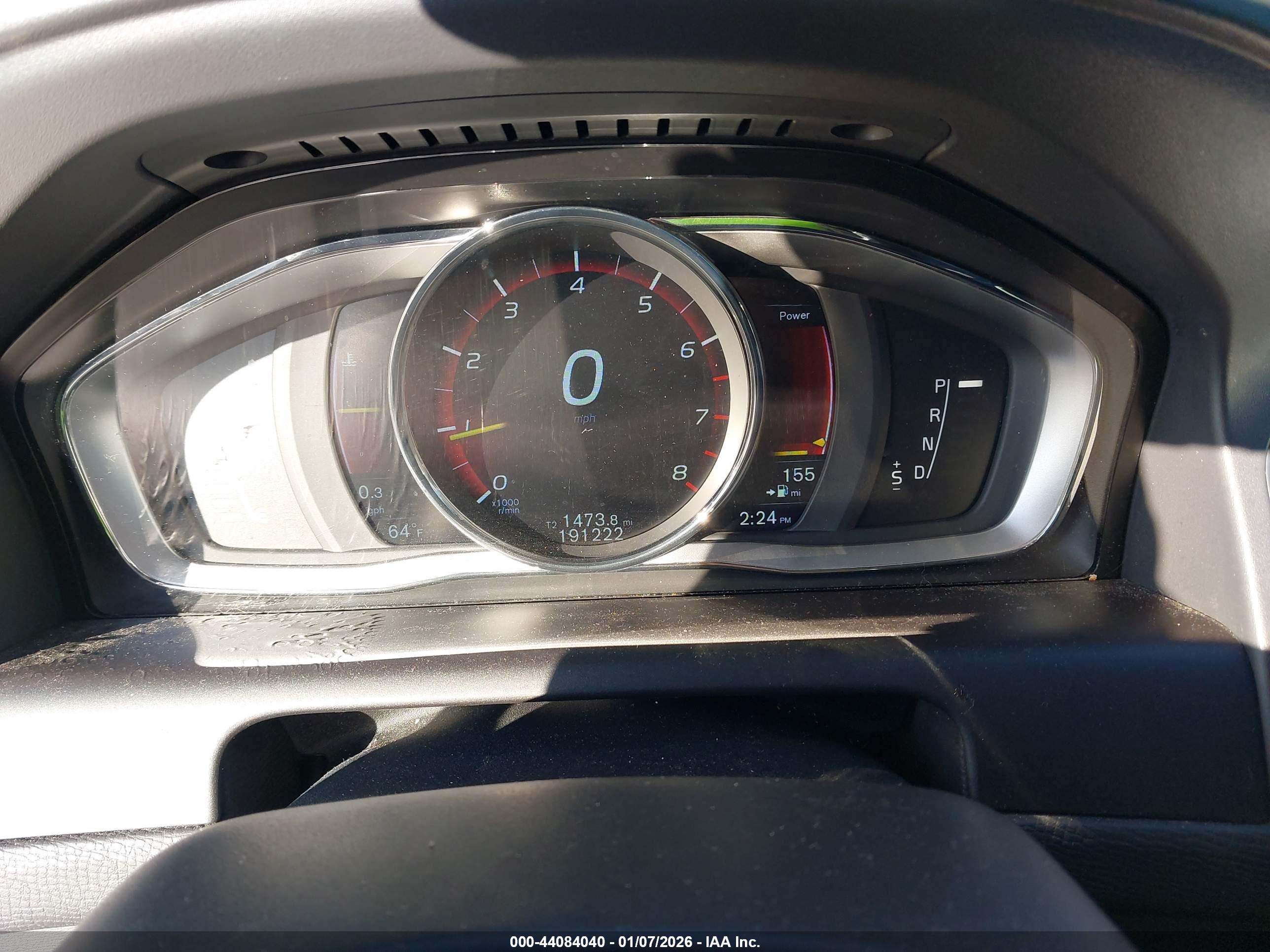 VOLVO XC60 image 7