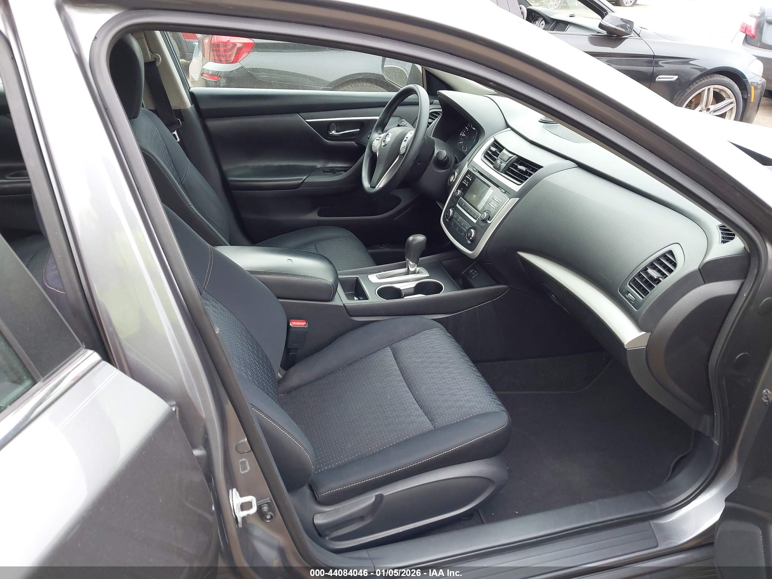 NISSAN ALTIMA image 5