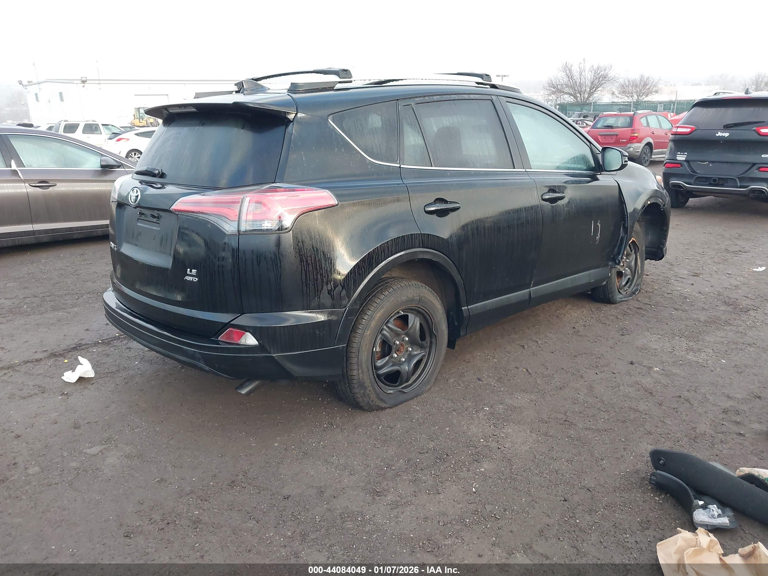 TOYOTA RAV4 image 4