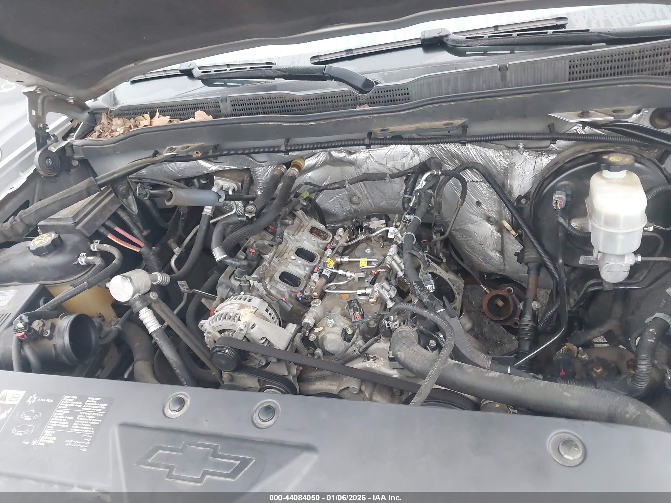 CHEVROLET SILVERADO image 10