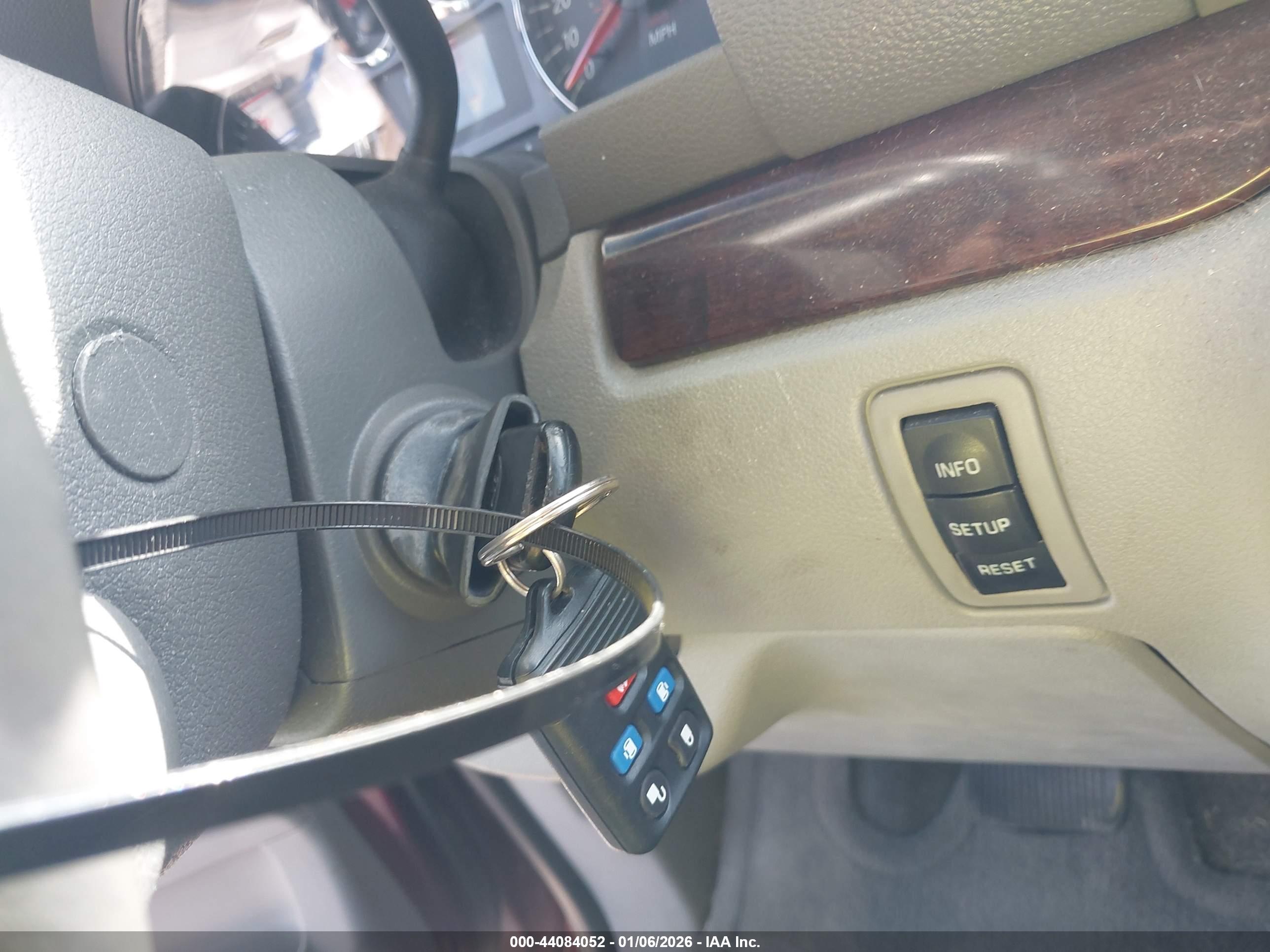 FORD FREESTAR image 11