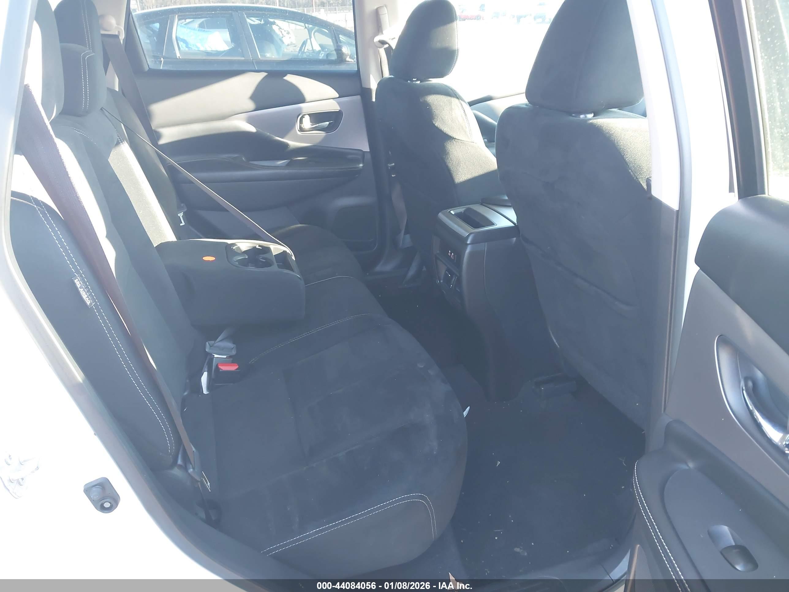 NISSAN MURANO image 8