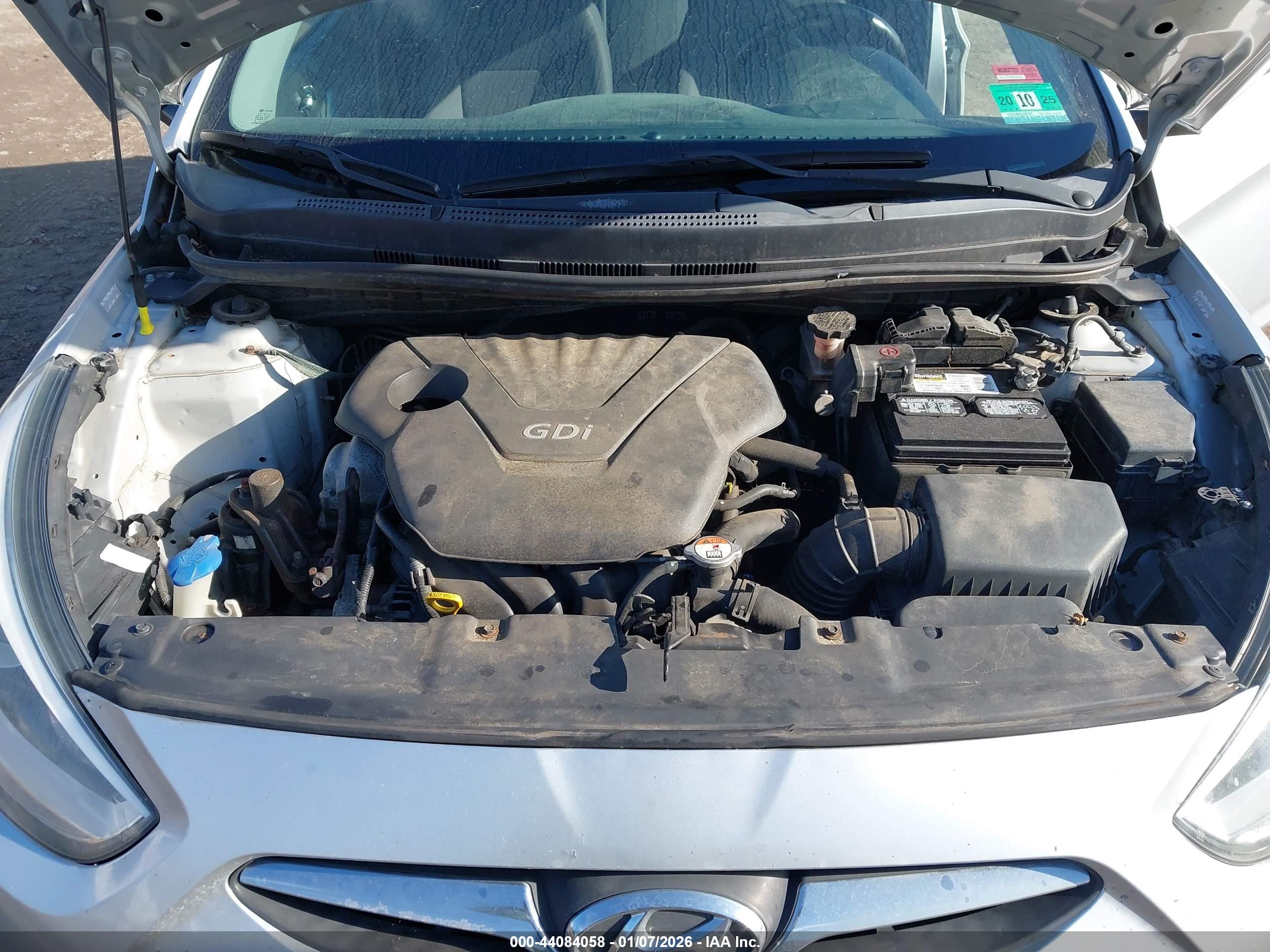 HYUNDAI ACCENT image 10