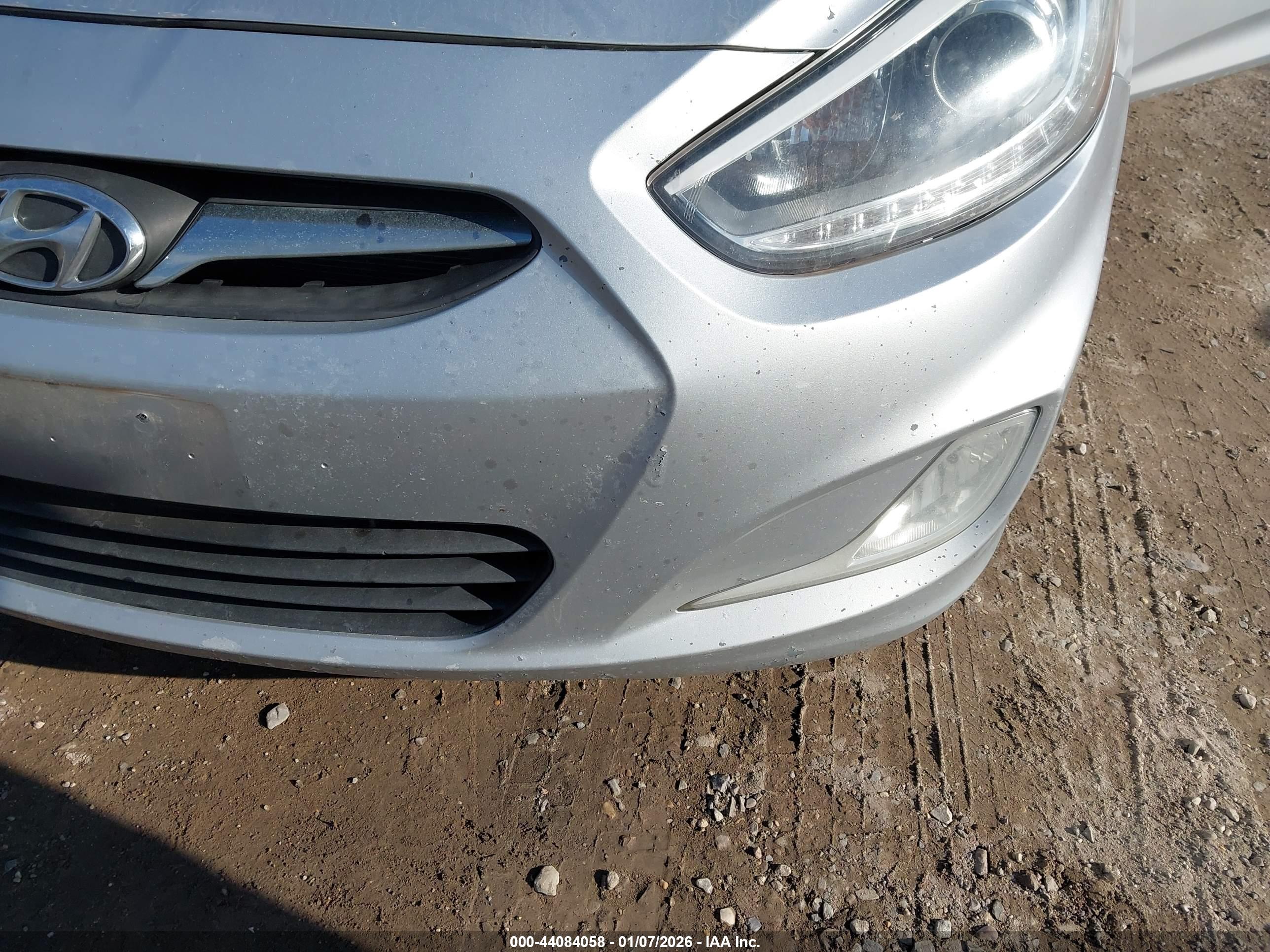 HYUNDAI ACCENT image 6
