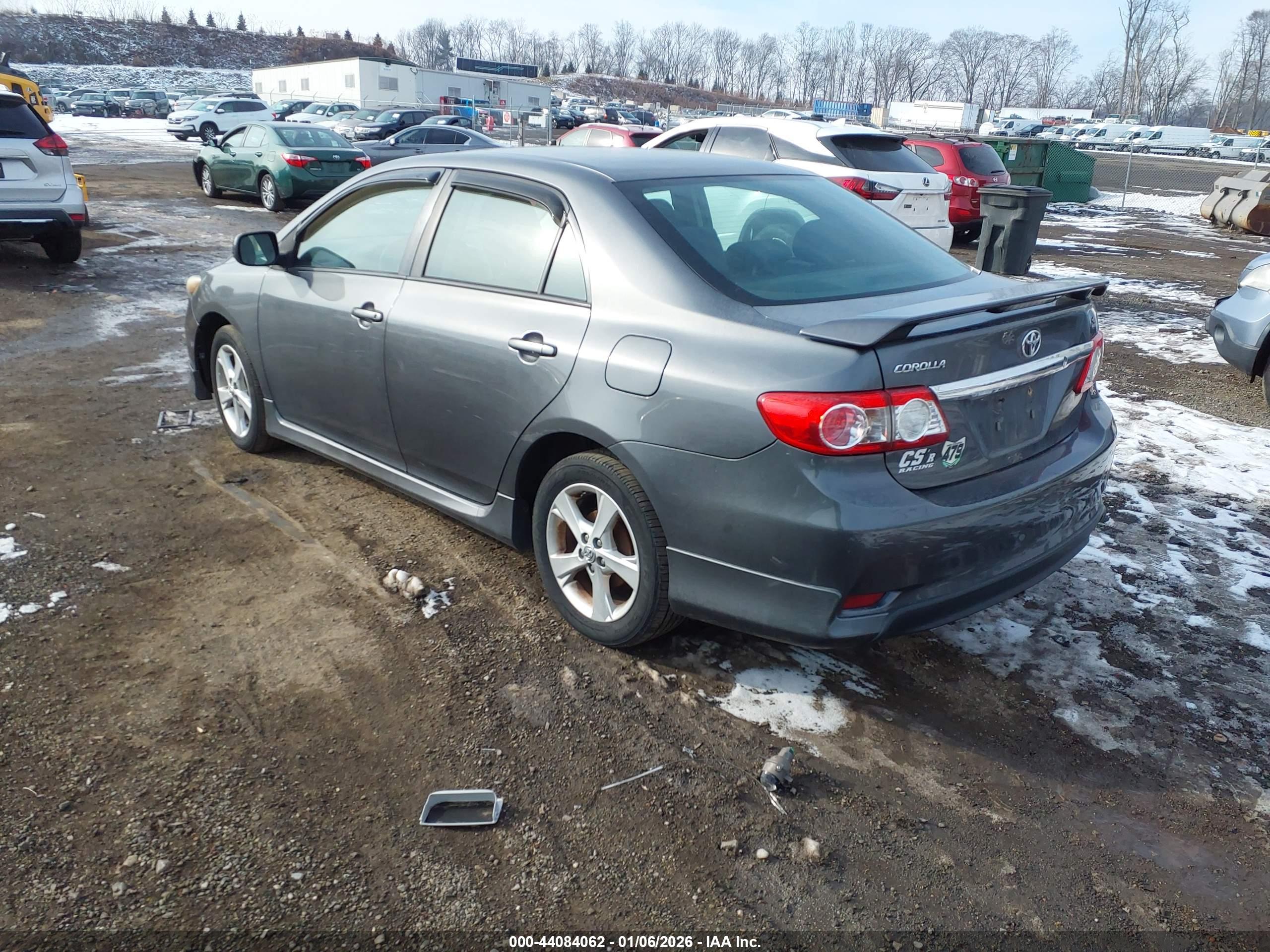 TOYOTA COROLLA image 3