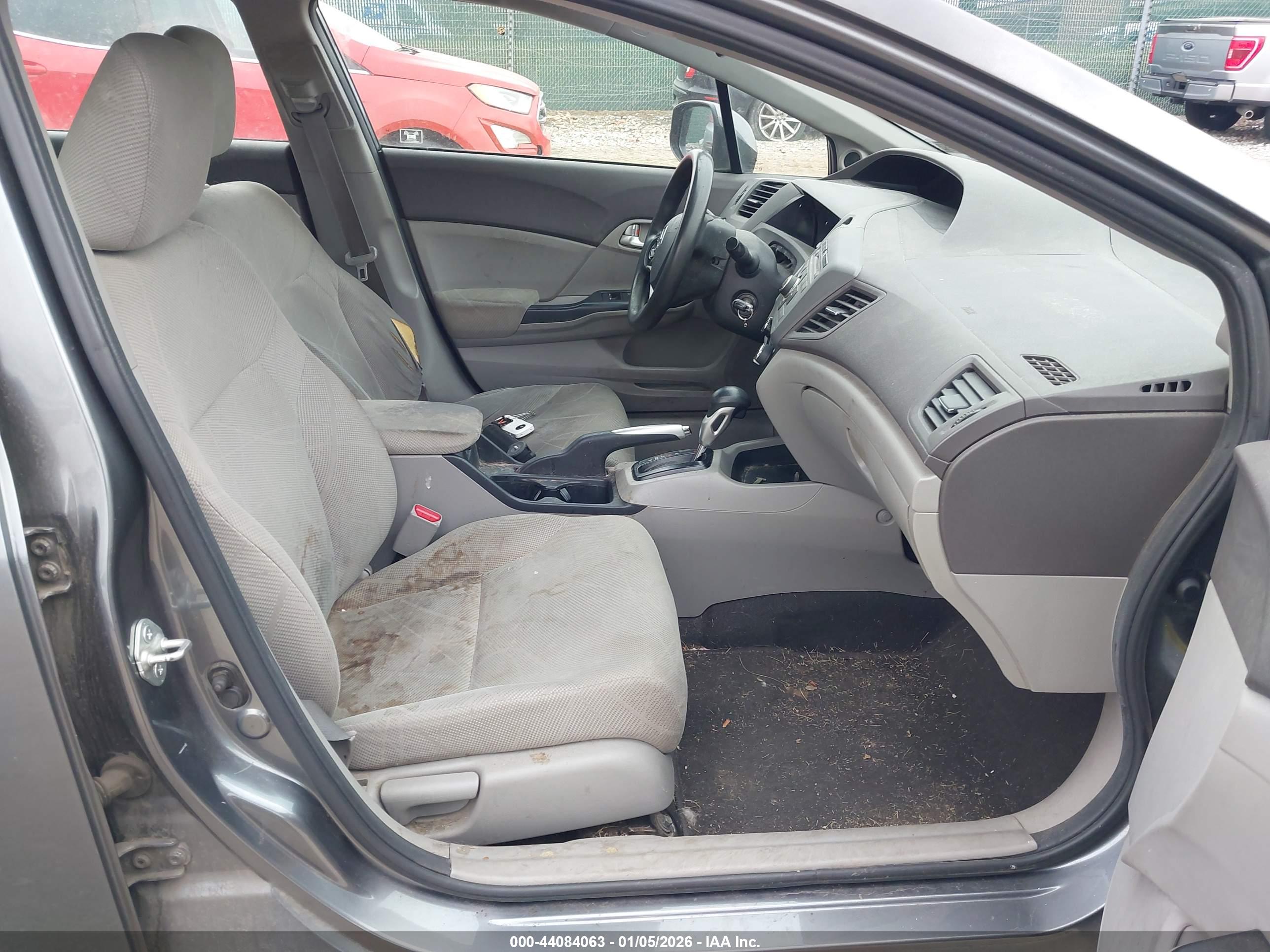 HONDA CIVIC image 5
