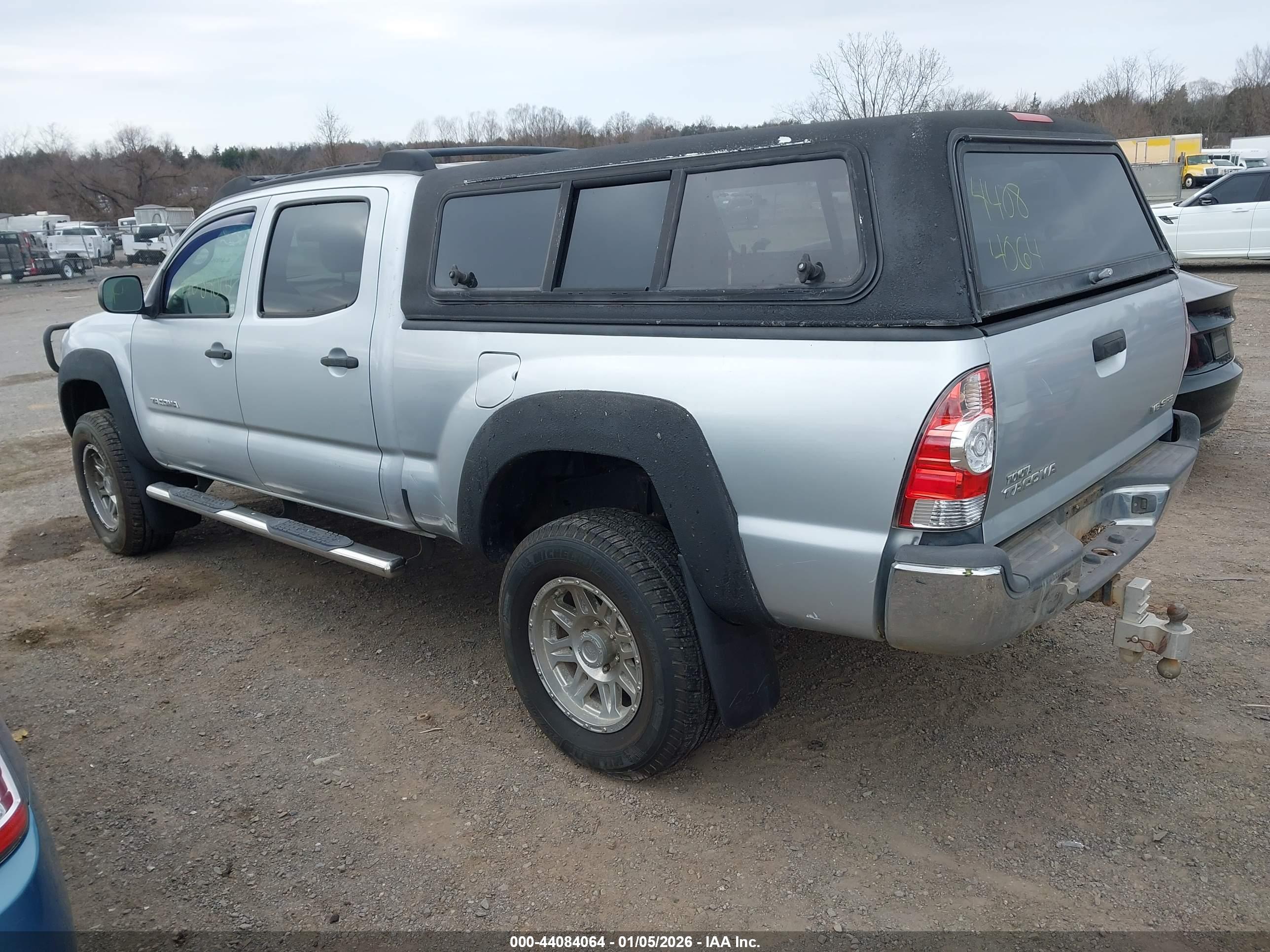 TOYOTA TACOMA image 3