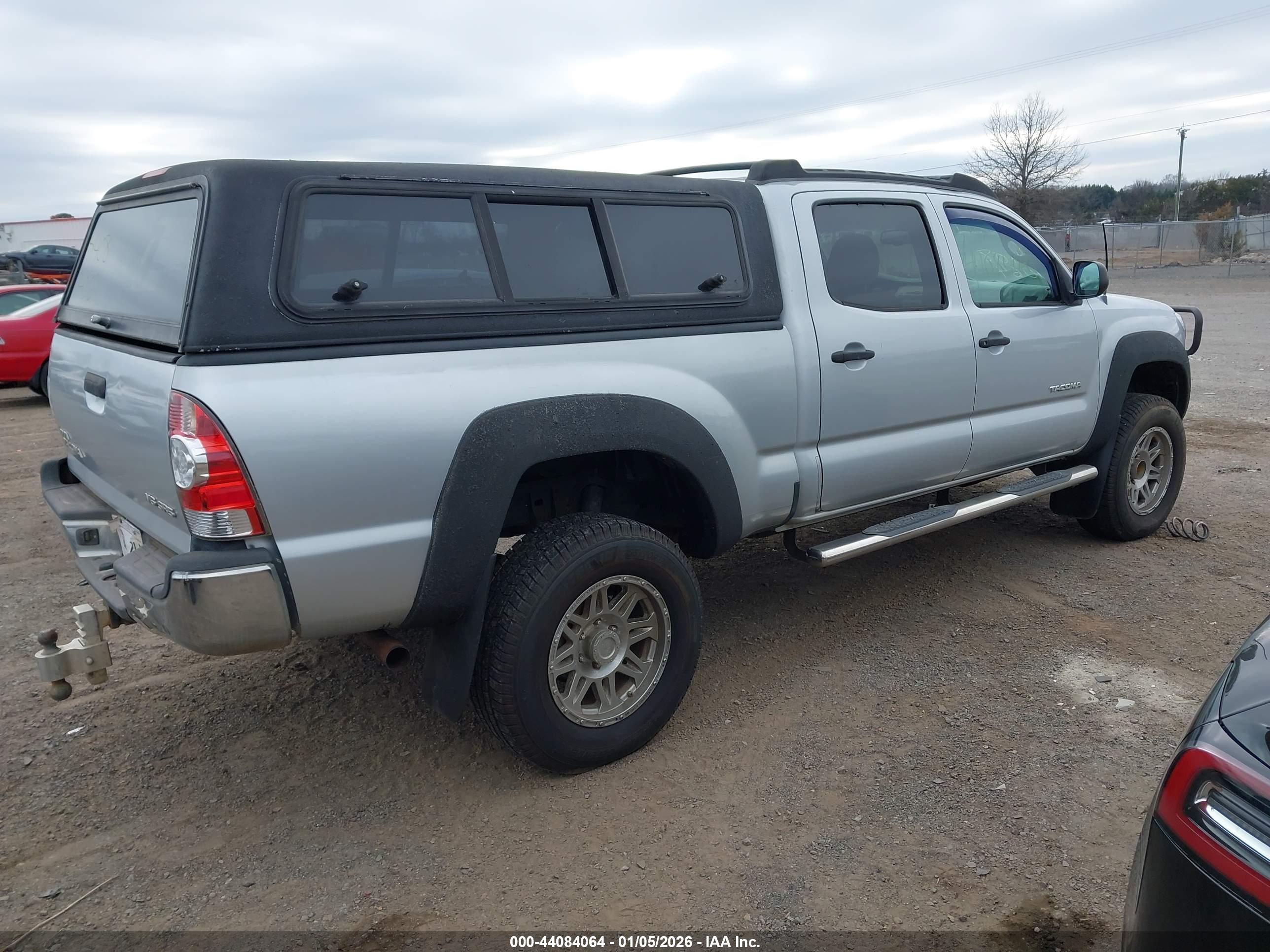 TOYOTA TACOMA image 4