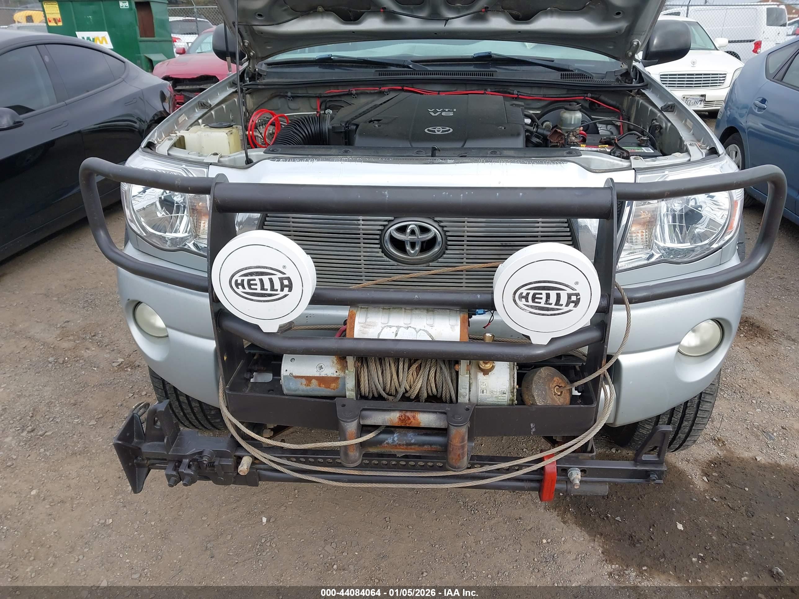 TOYOTA TACOMA image 6