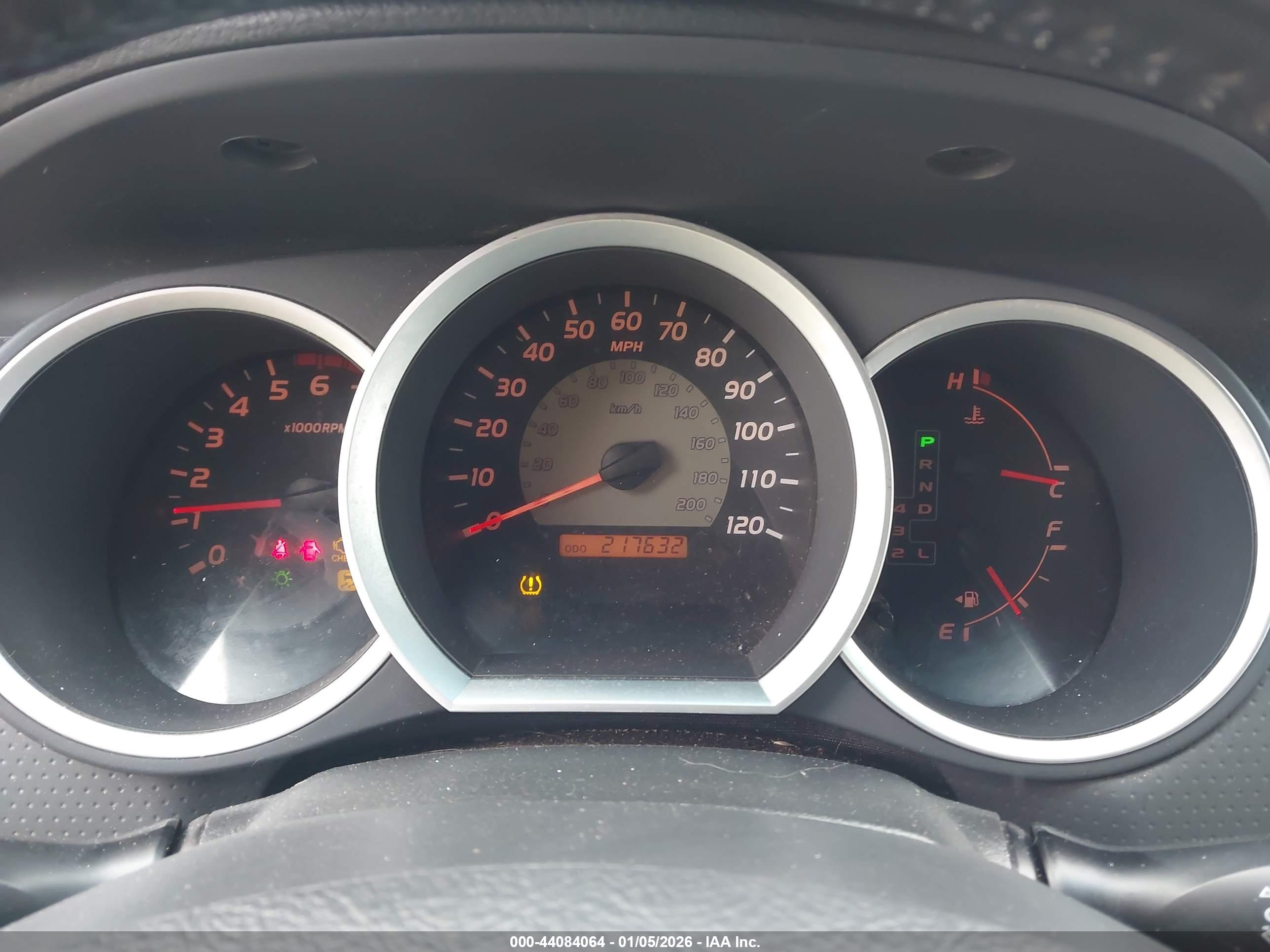TOYOTA TACOMA image 7