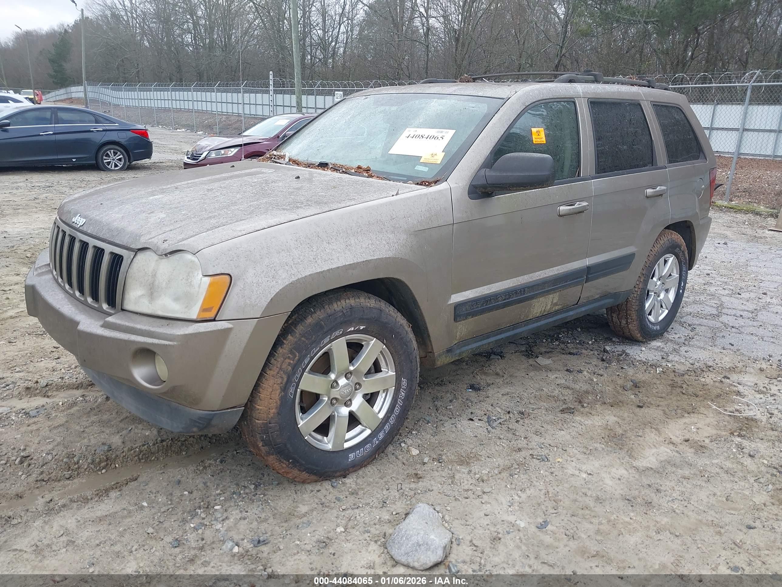 JEEP GRAND image 2