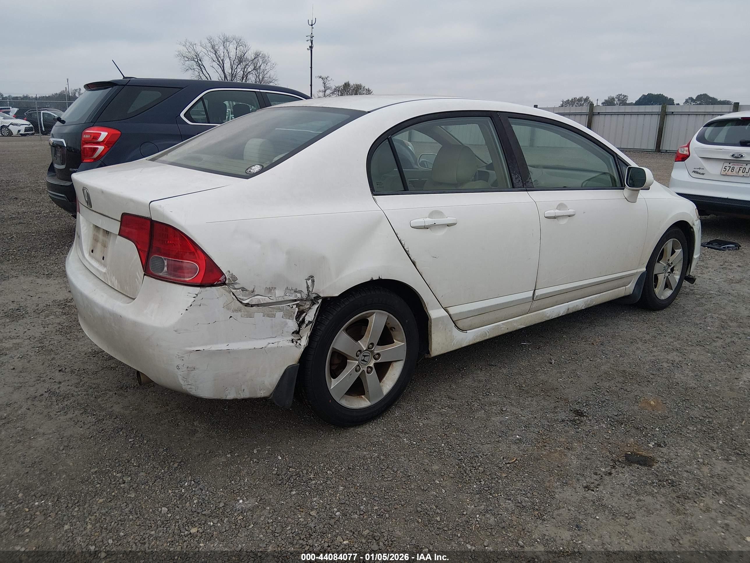 HONDA CIVIC image 4