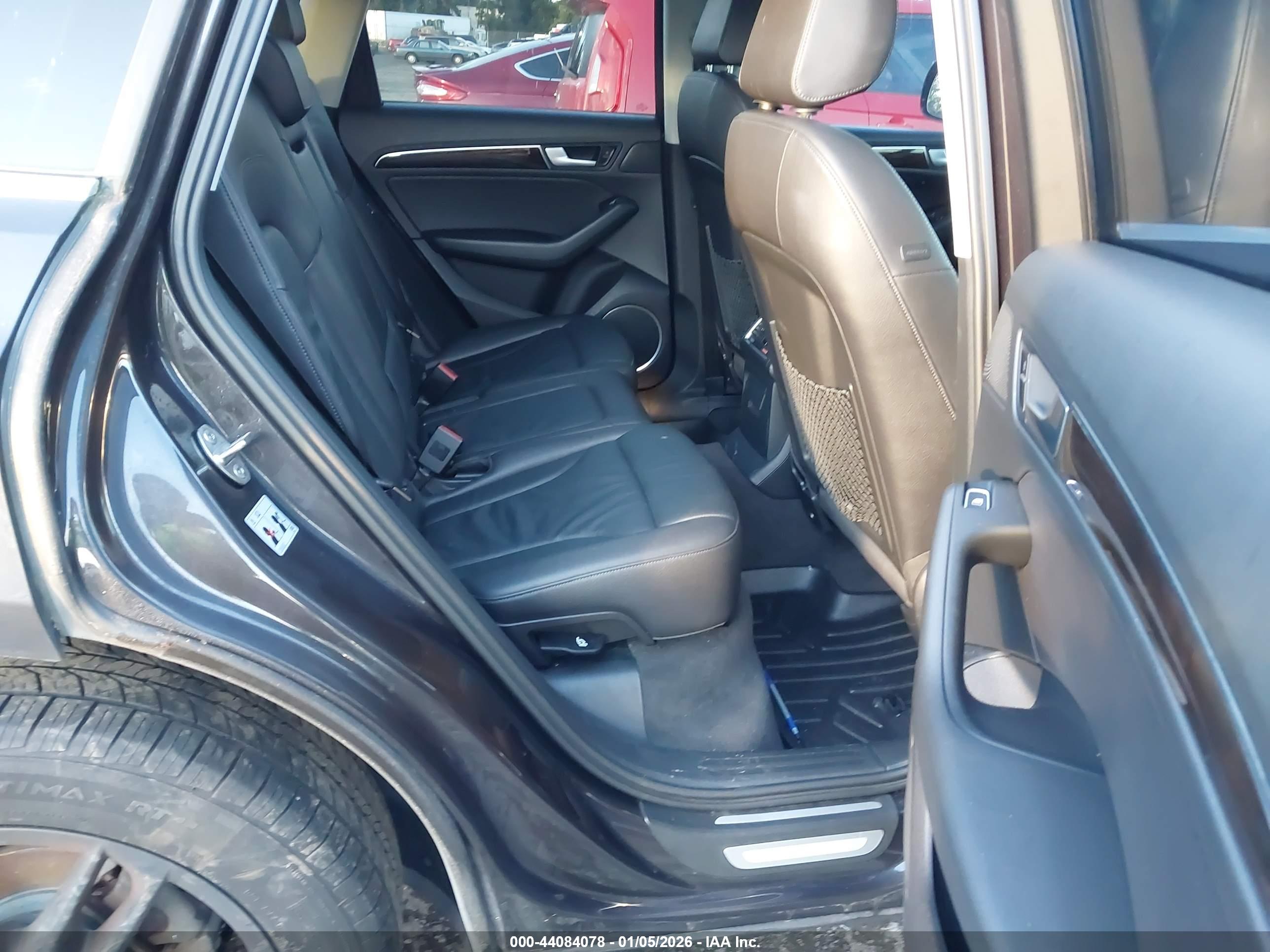 AUDI Q5 image 8