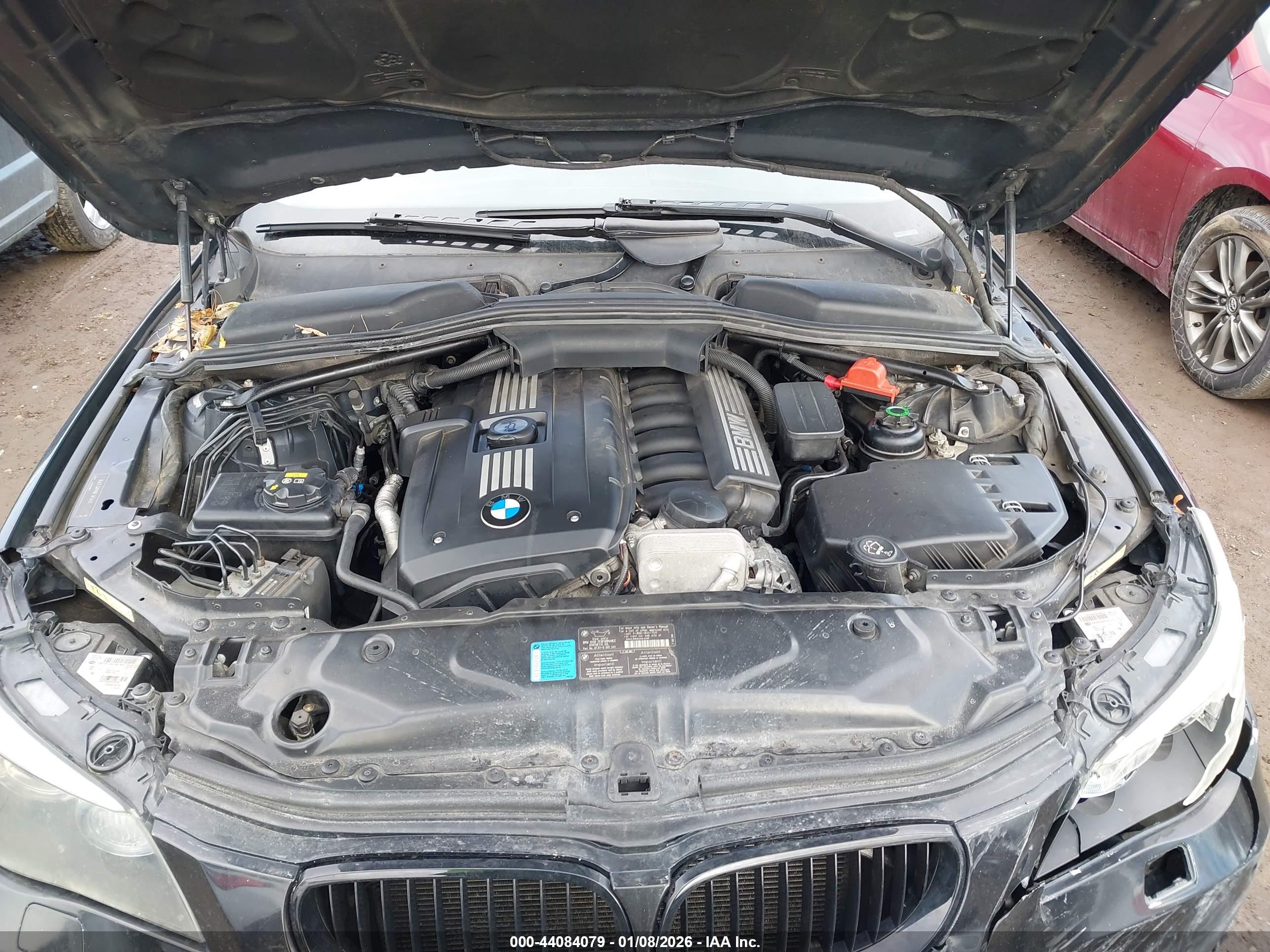 BMW 528I image 10