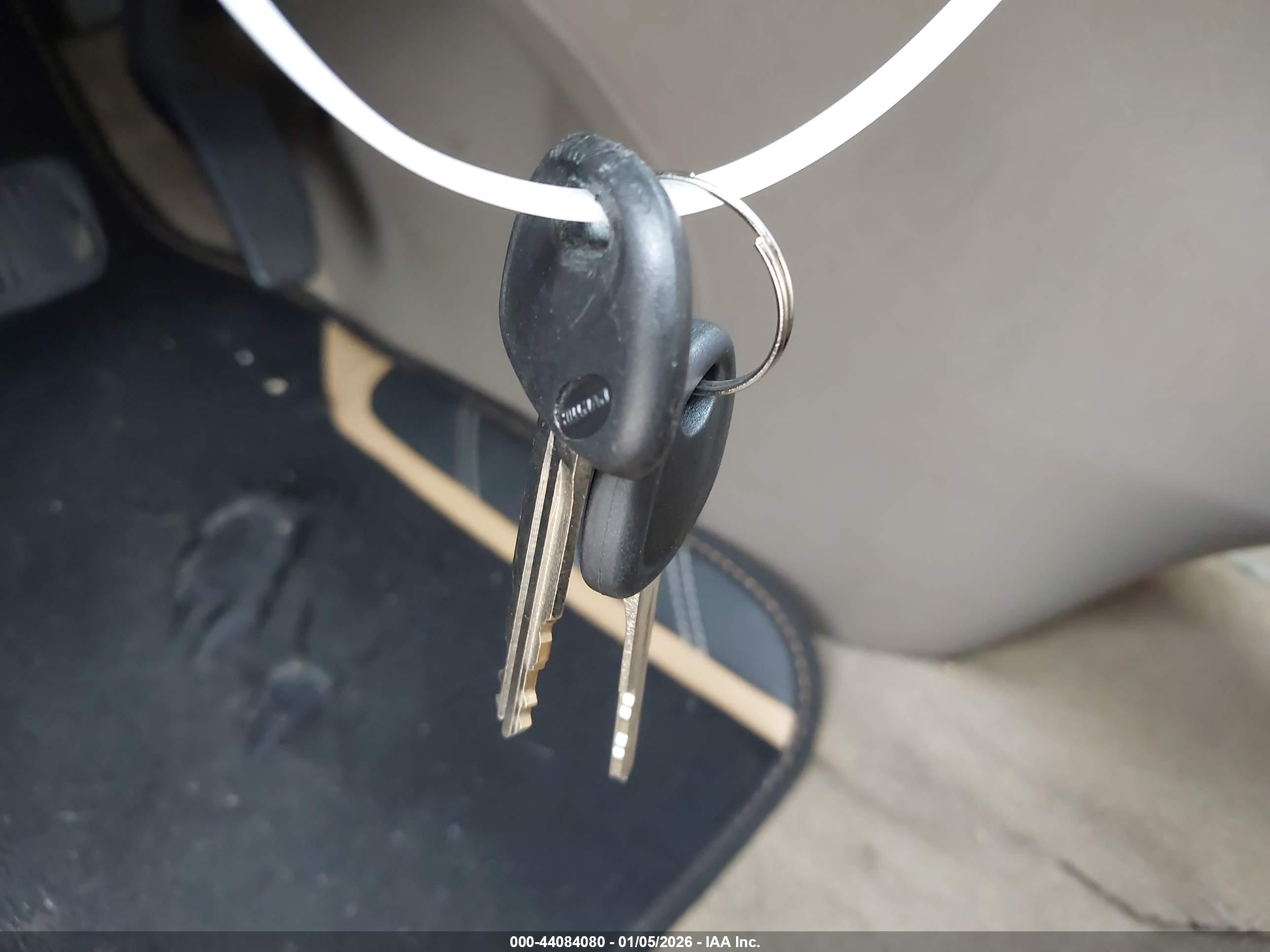 HYUNDAI TUCSON image 11