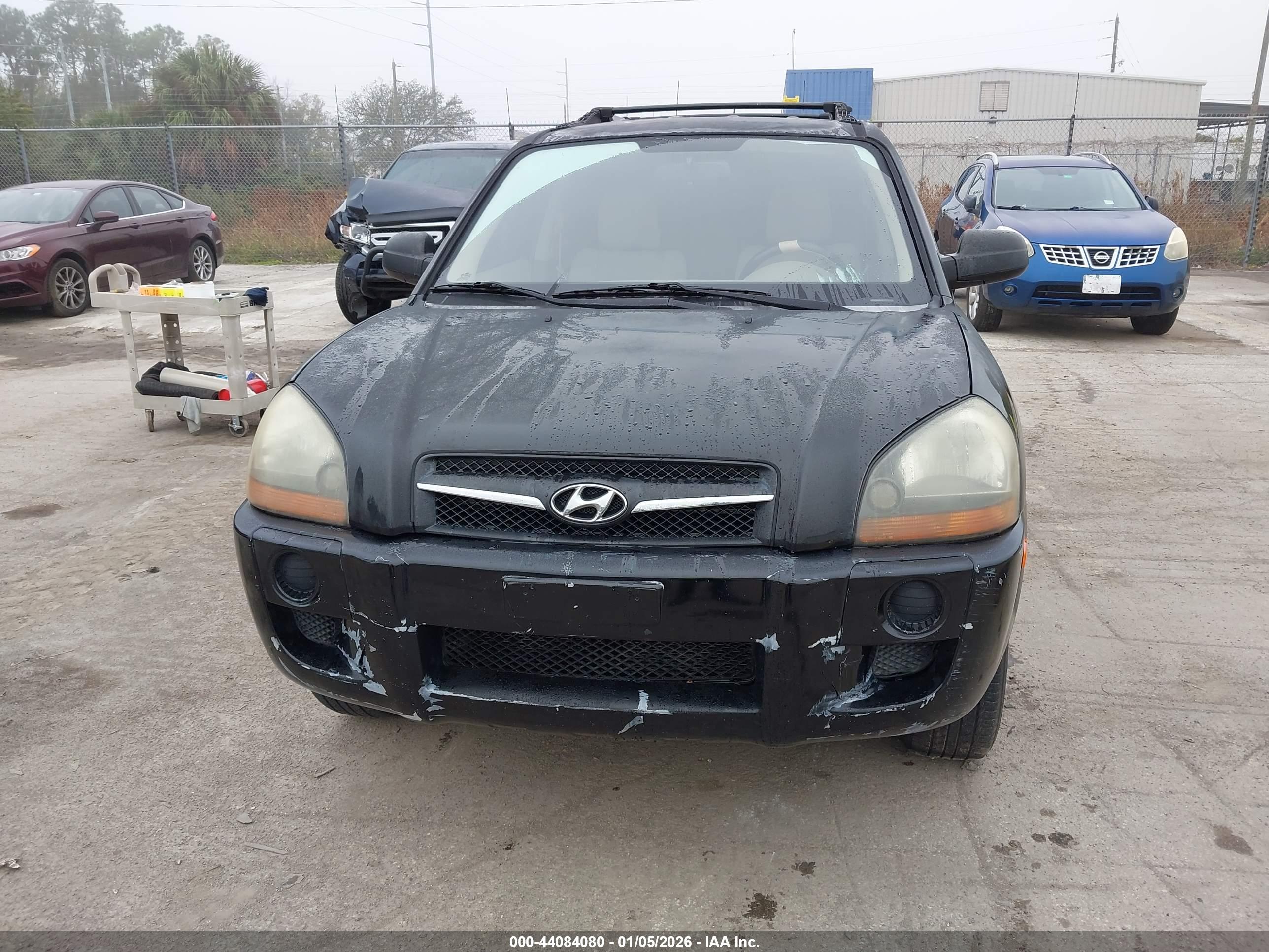 HYUNDAI TUCSON image 6