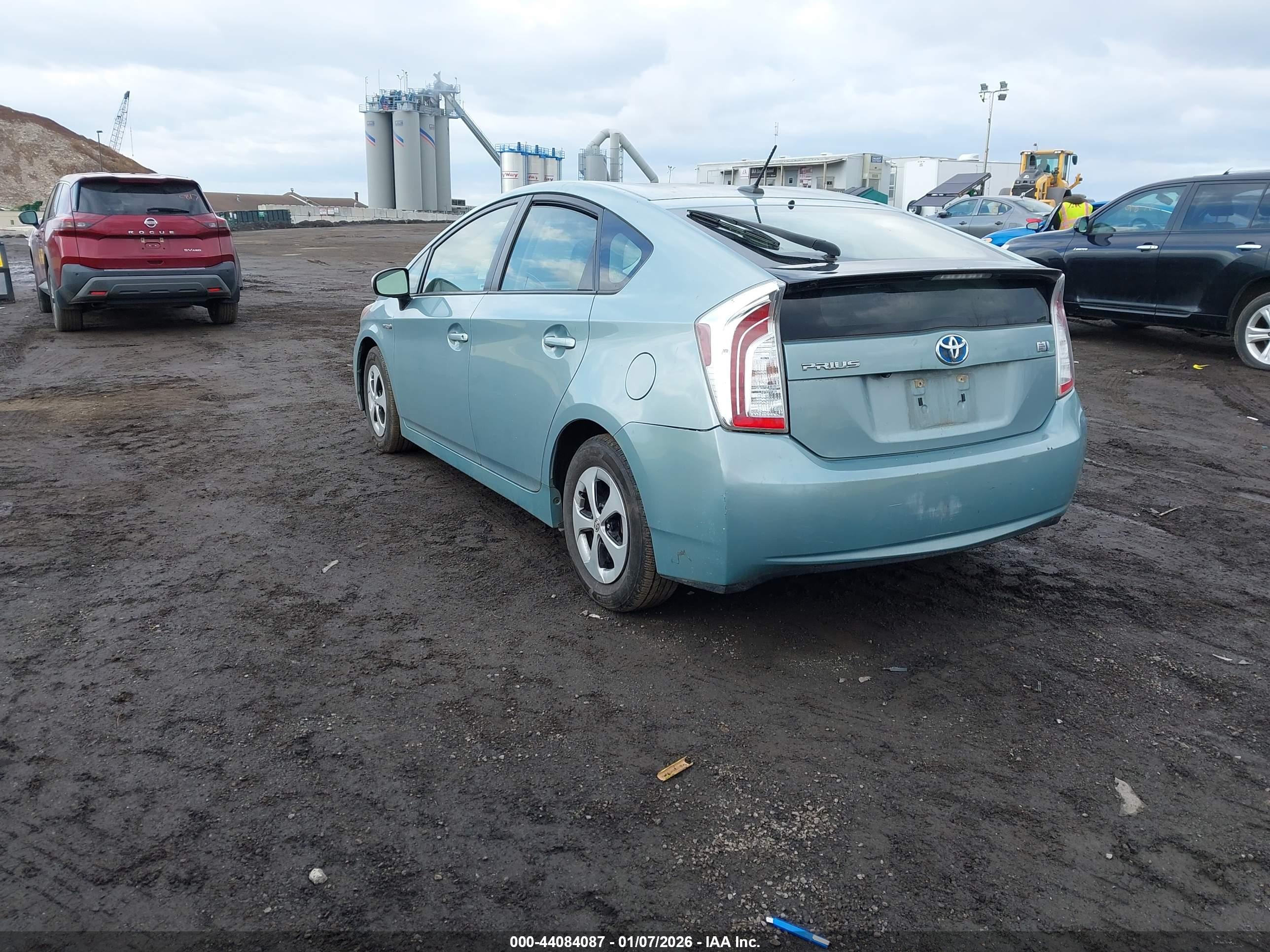 TOYOTA PRIUS image 3