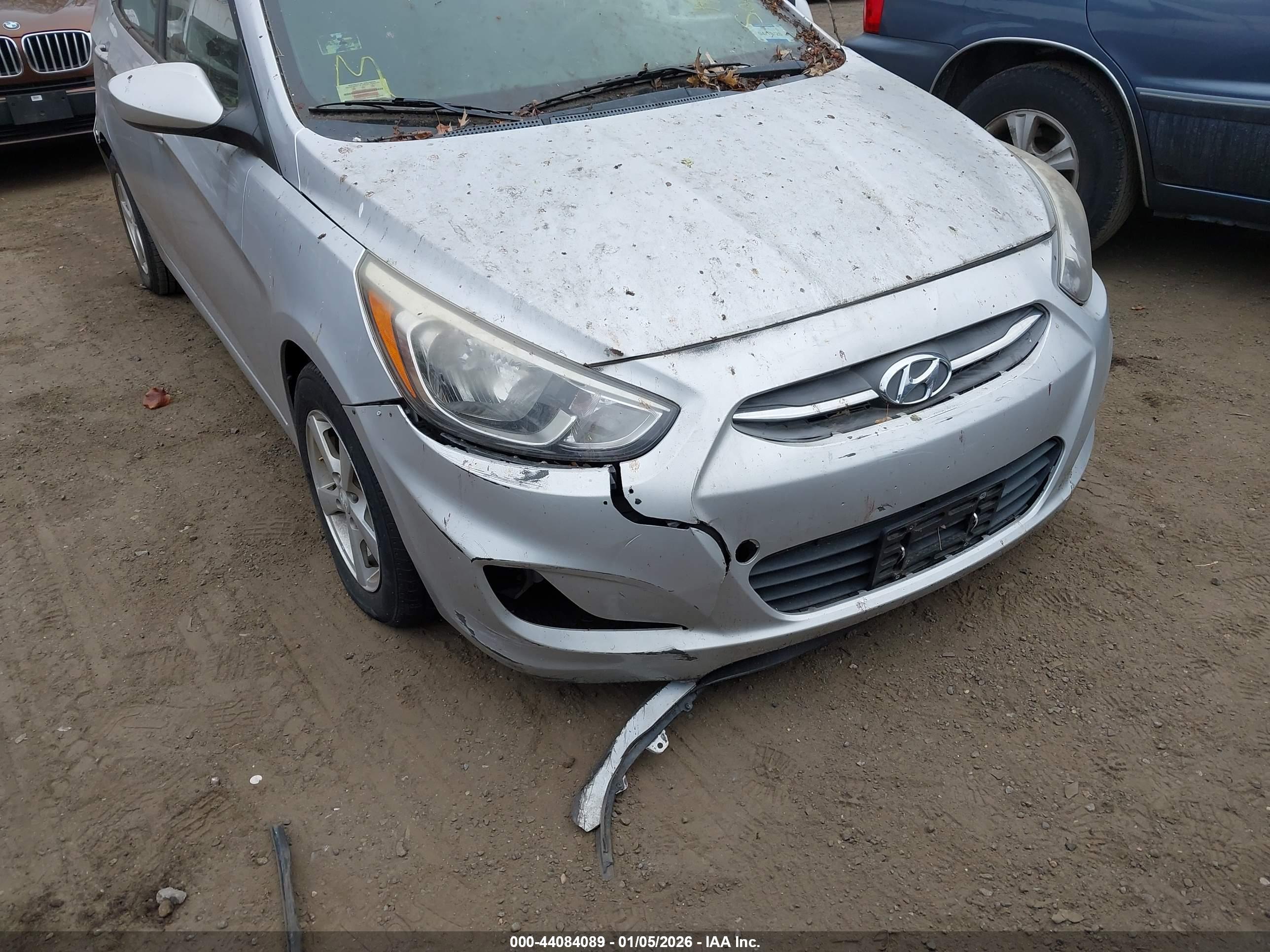 HYUNDAI ACCENT image 6