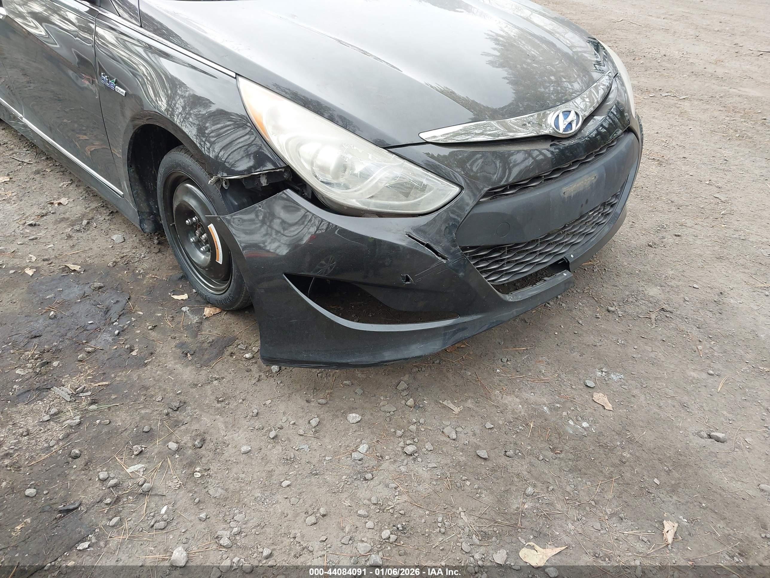 HYUNDAI SONATA image 6