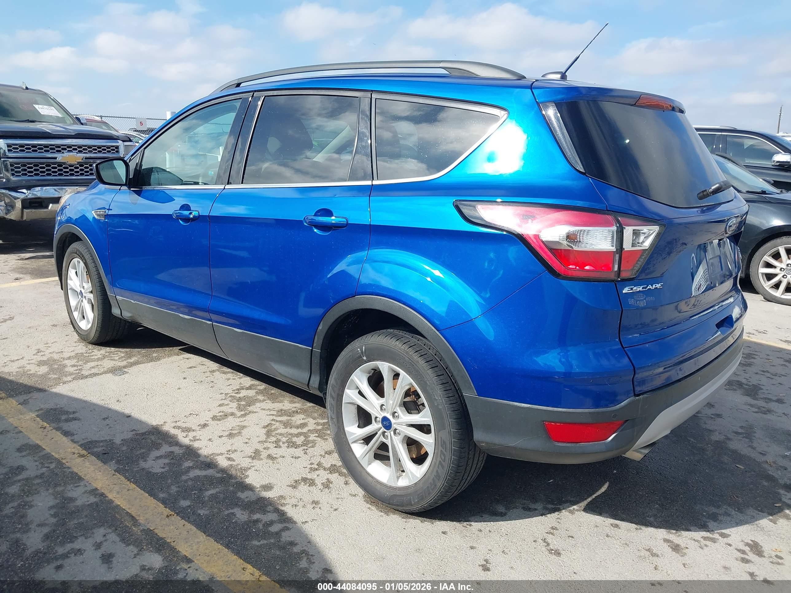 FORD ESCAPE image 3