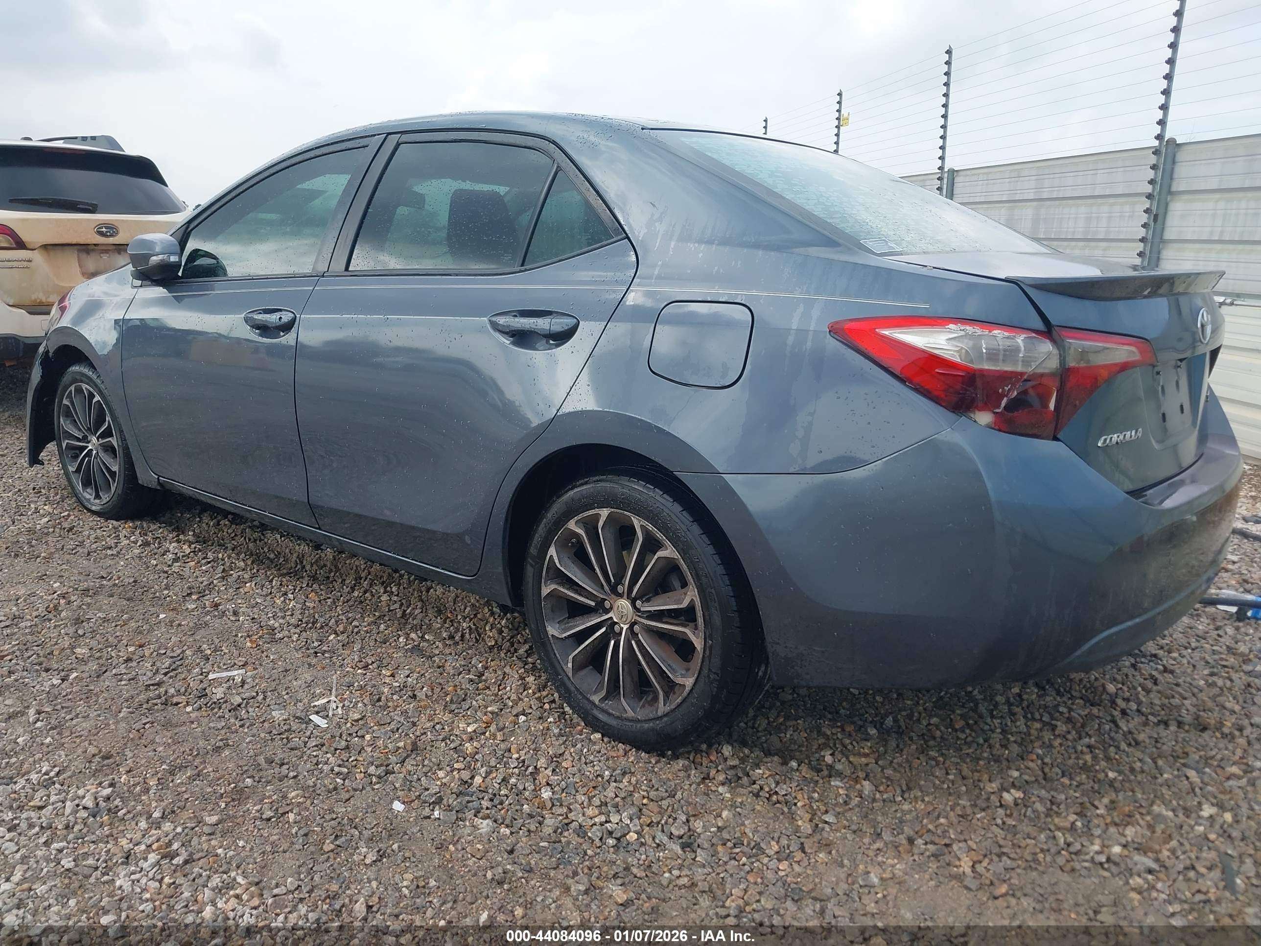 TOYOTA COROLLA image 3