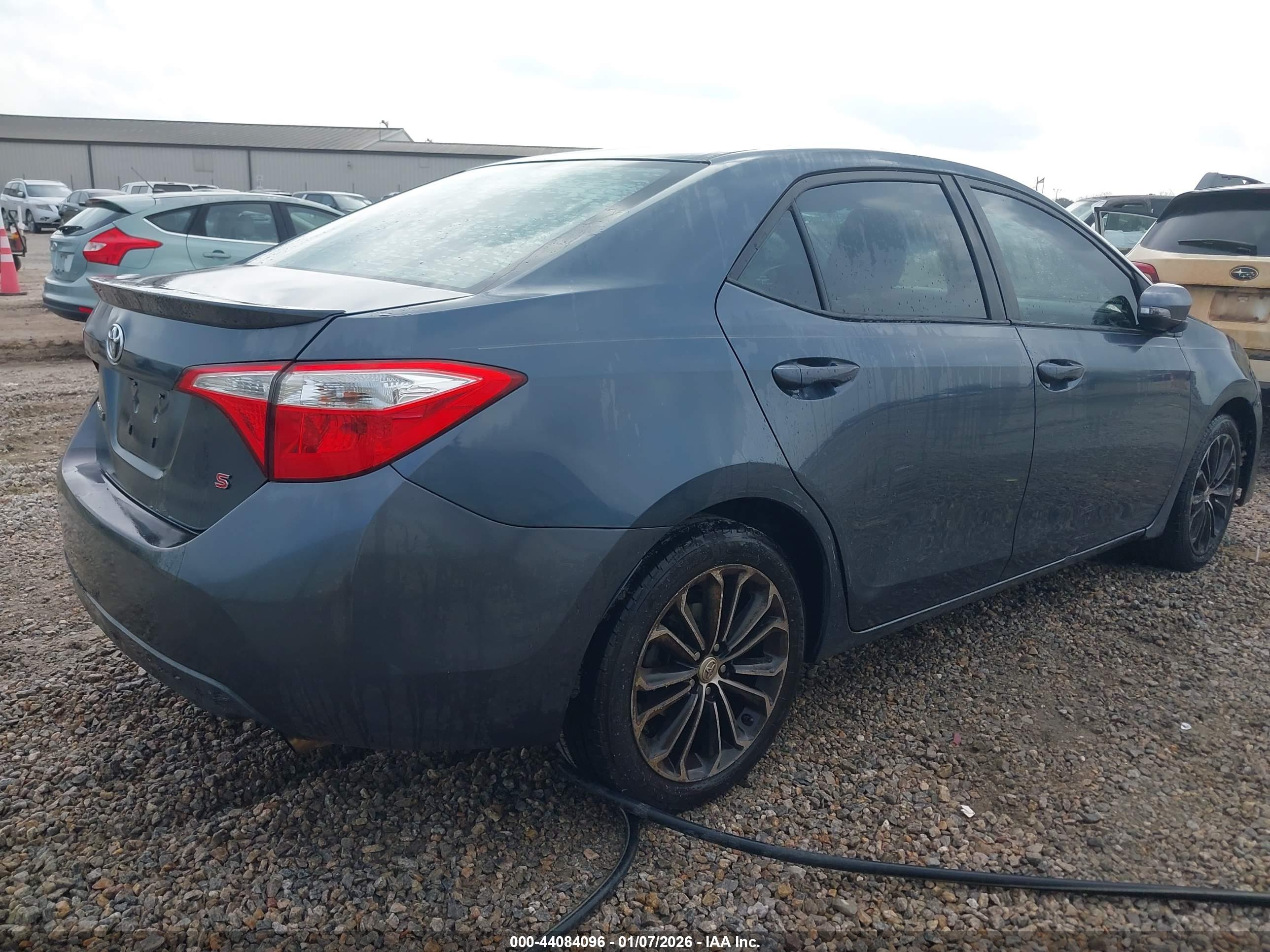 TOYOTA COROLLA image 4
