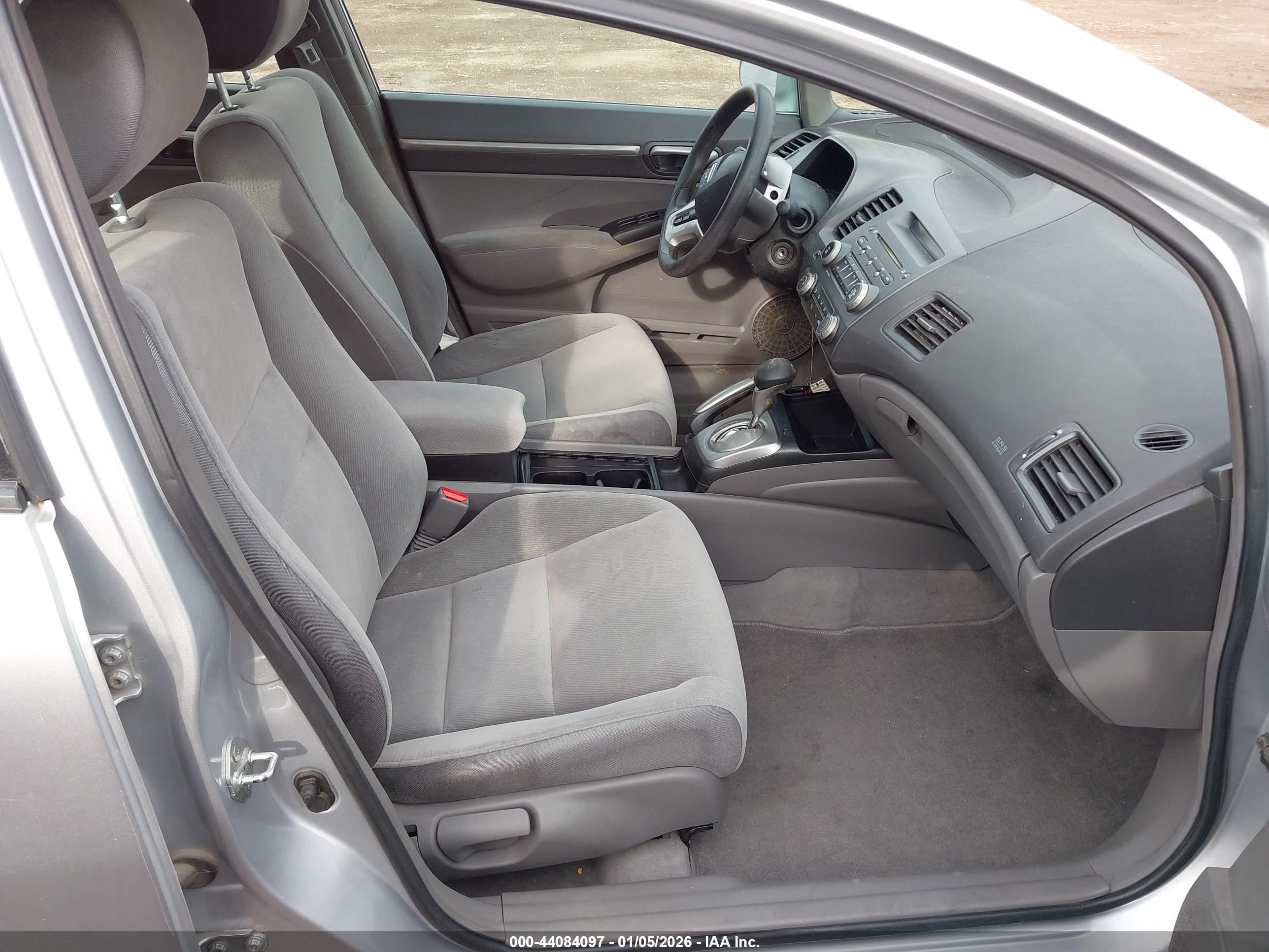 HONDA CIVIC image 5