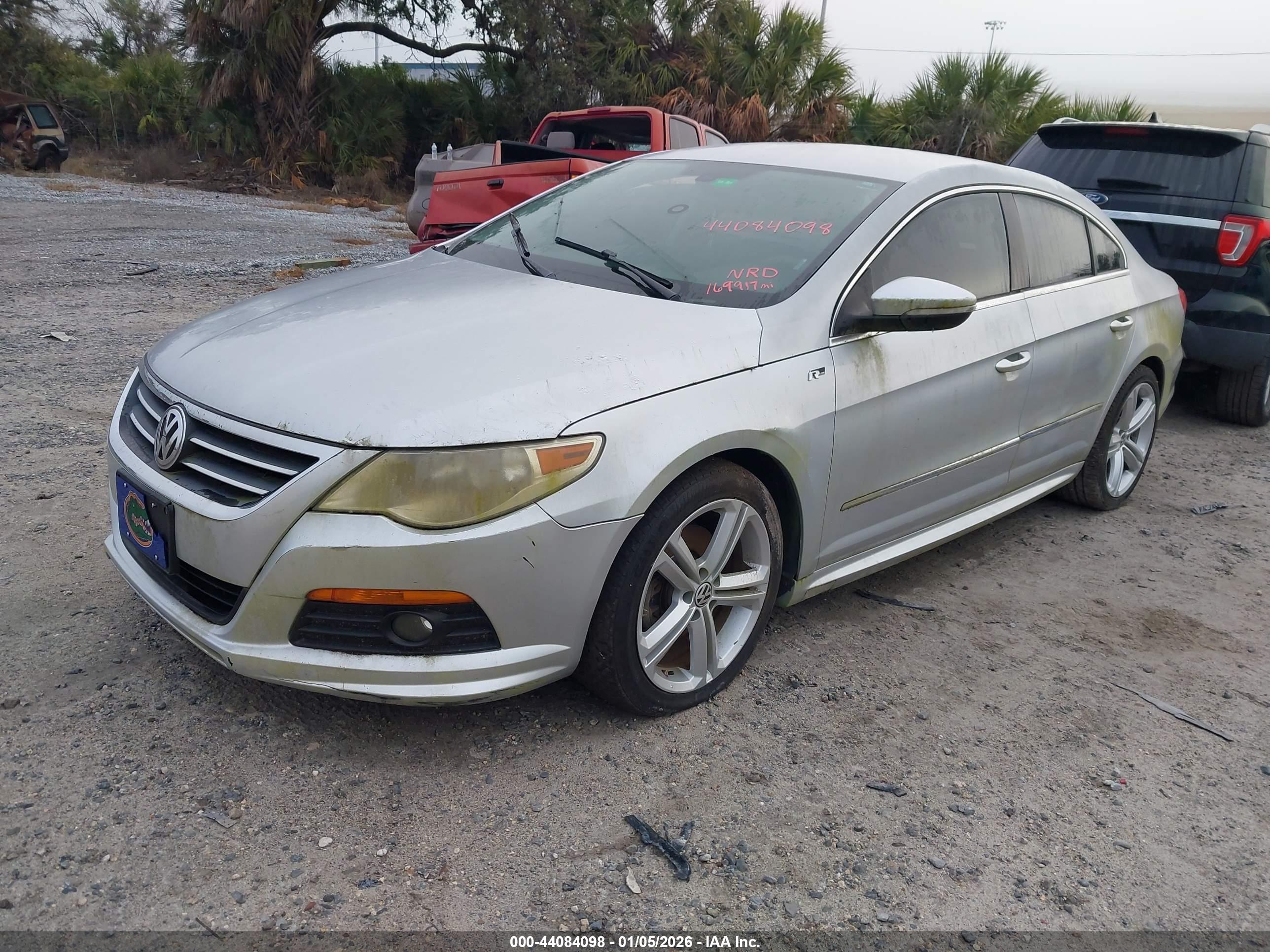 VOLKSWAGEN CC image 2