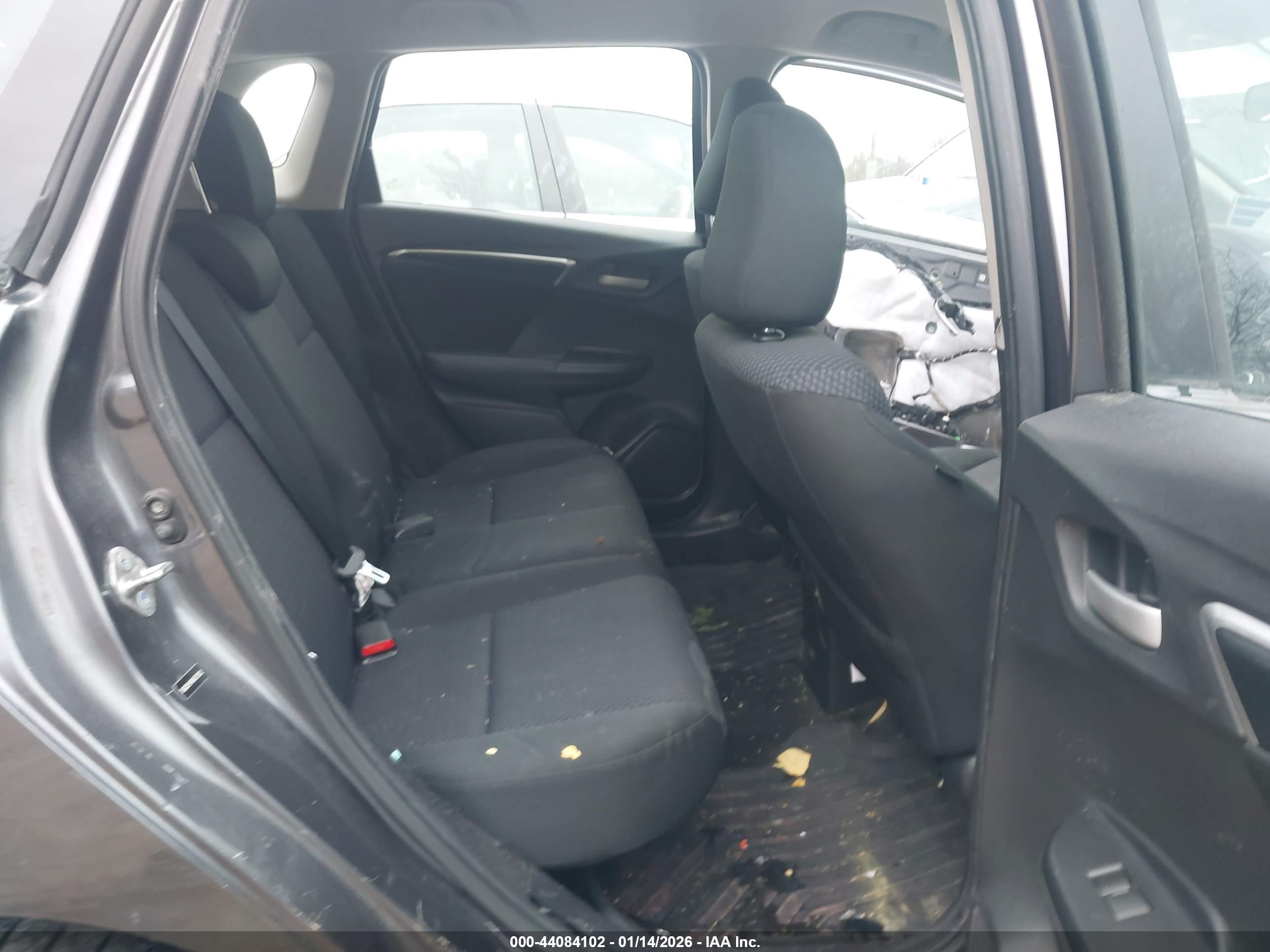 HONDA FIT image 8