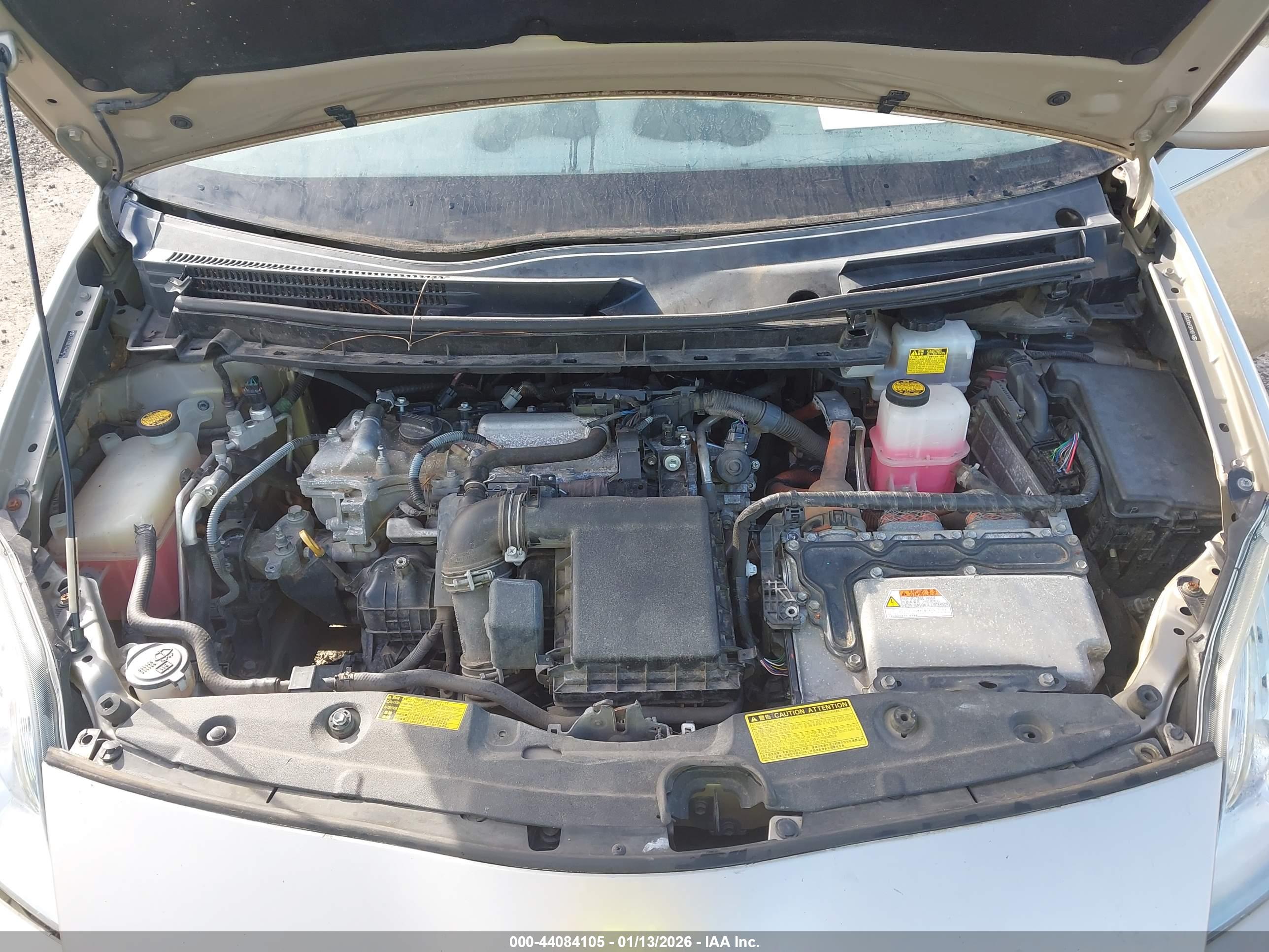 TOYOTA PRIUS image 10