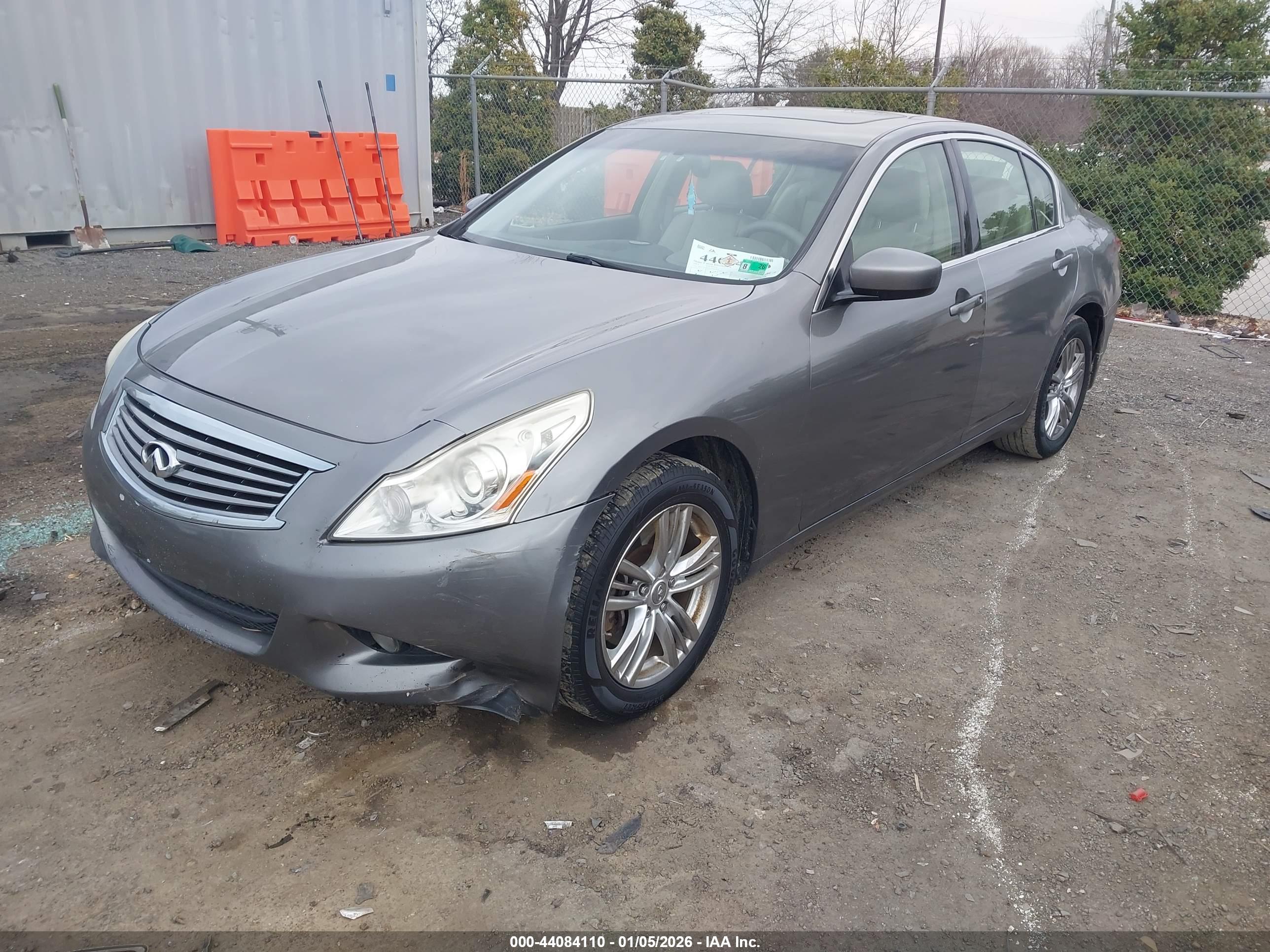 INFINITI G37X image 2