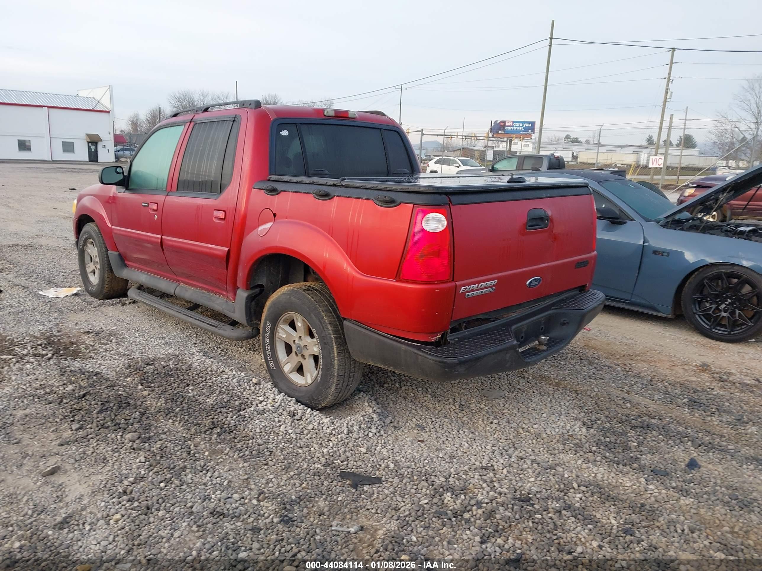 FORD EXPLORER image 3