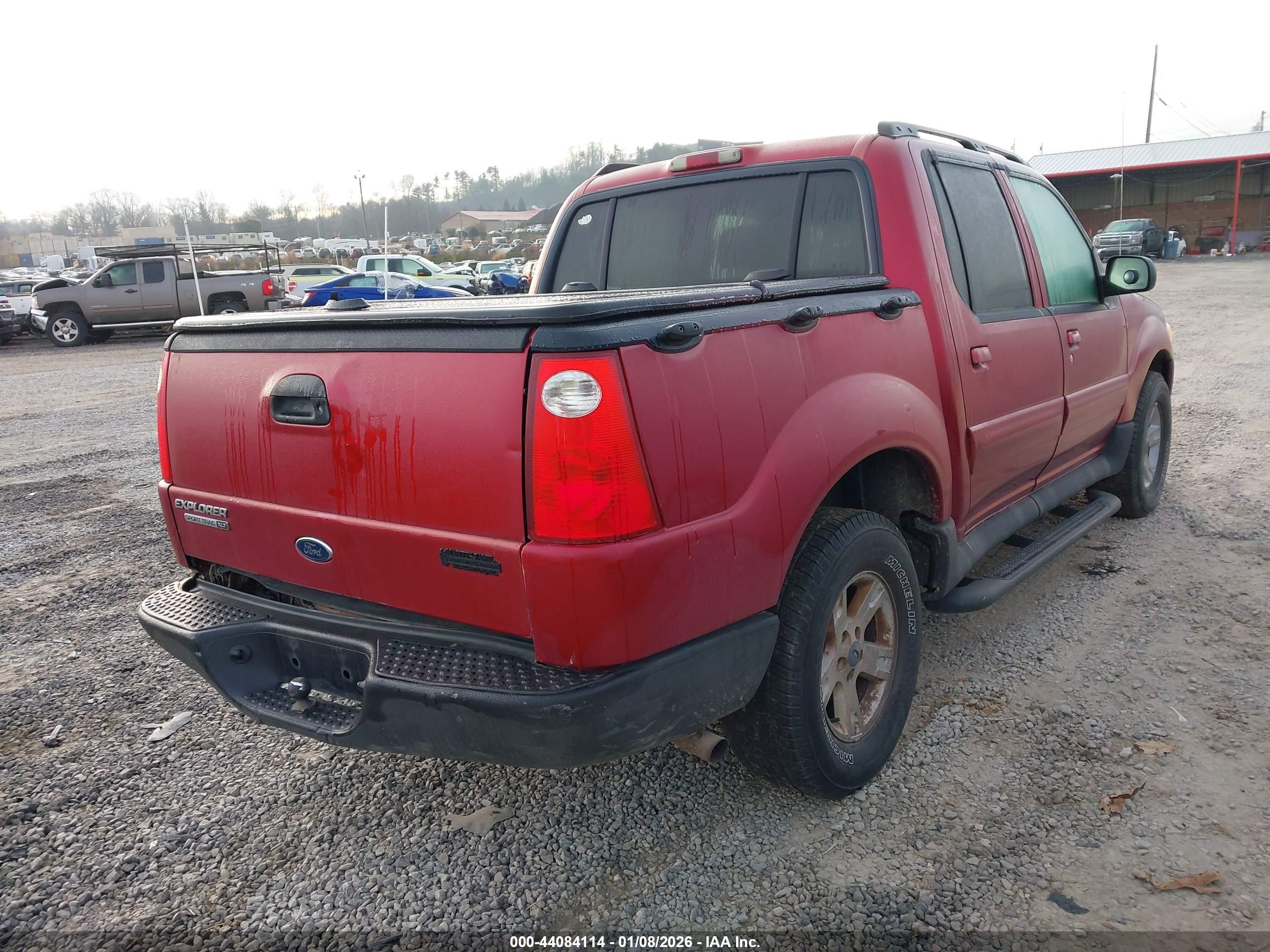 FORD EXPLORER image 4