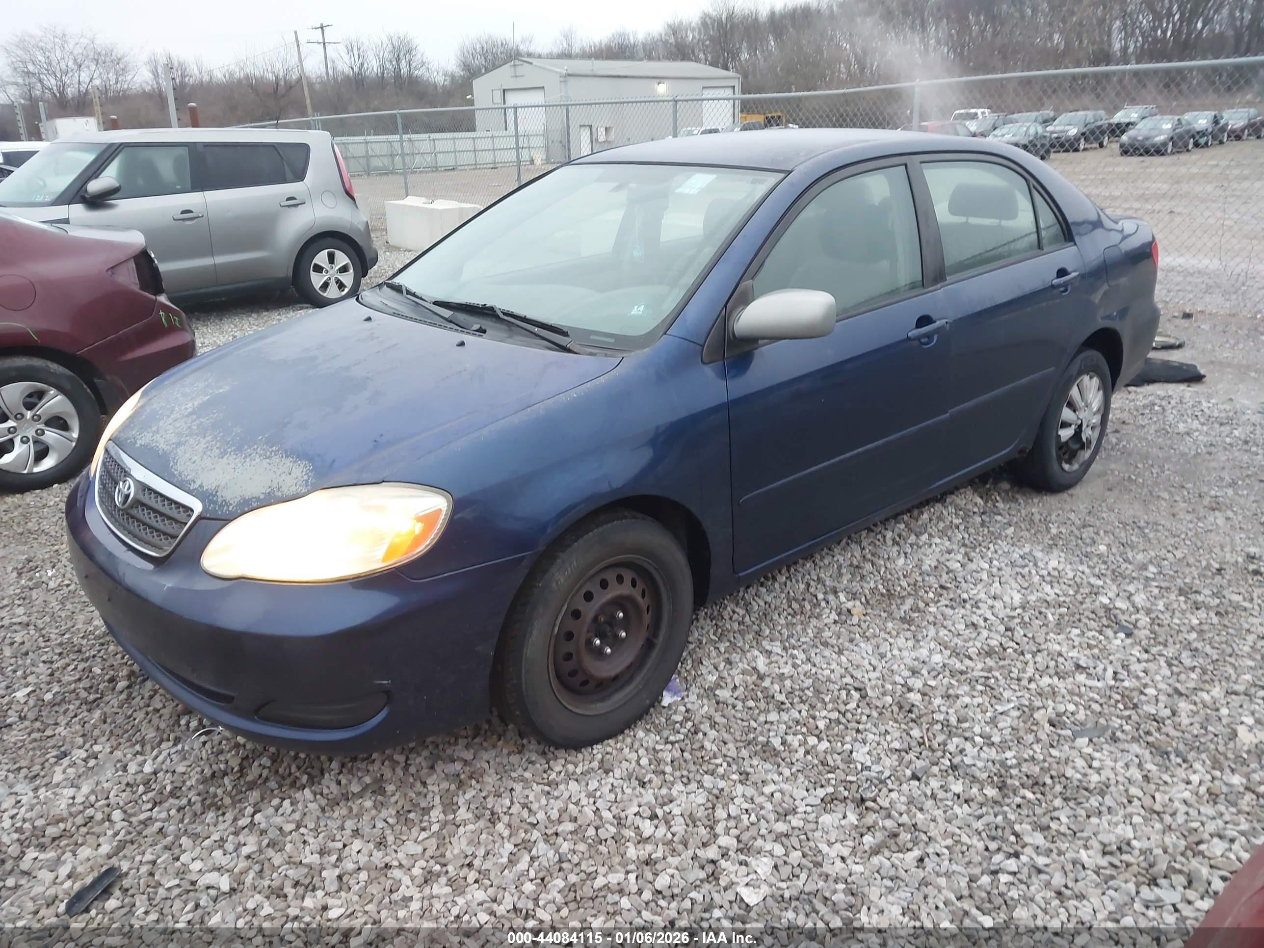 TOYOTA COROLLA image 2