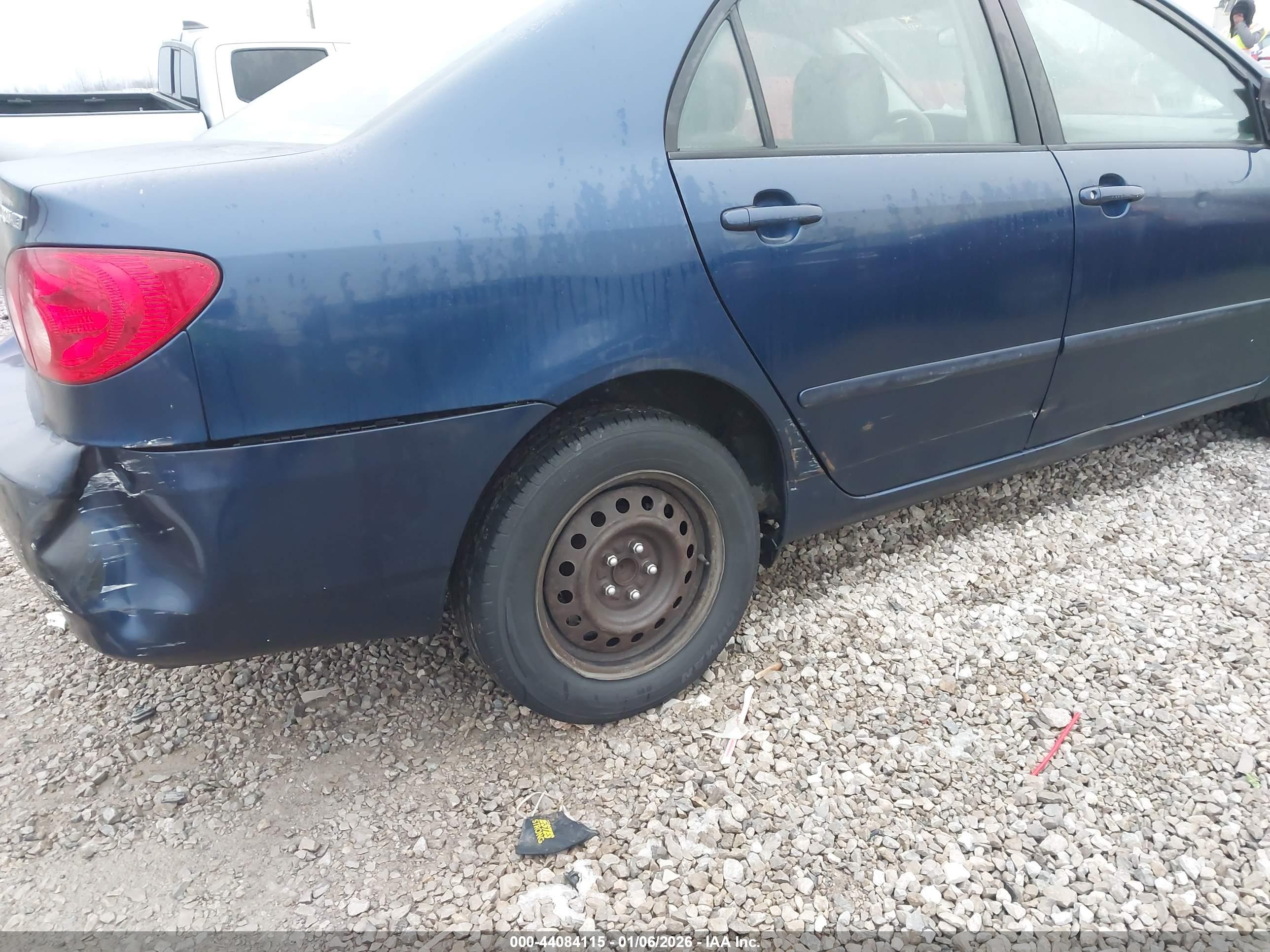 TOYOTA COROLLA image 6
