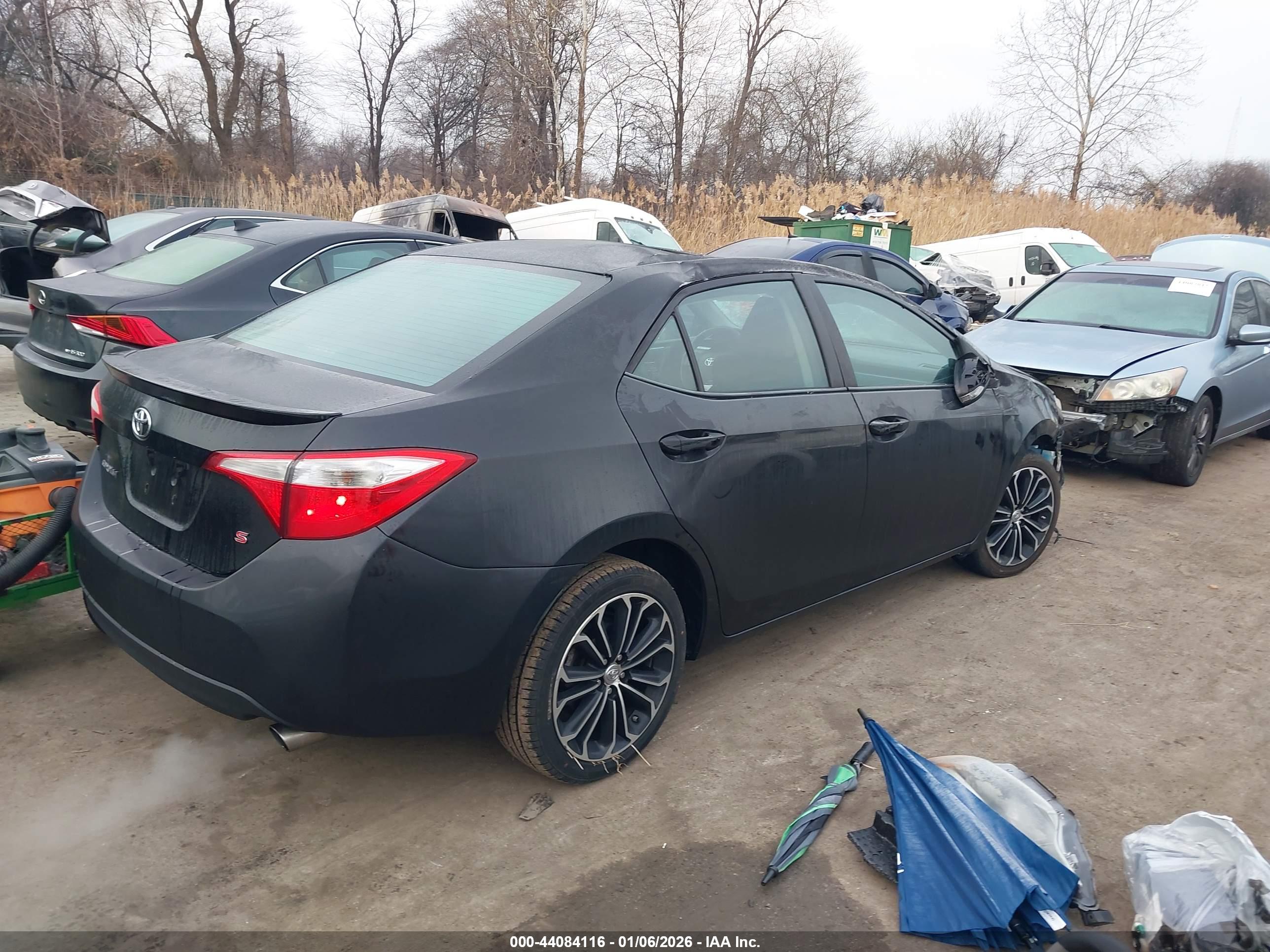 TOYOTA COROLLA image 4